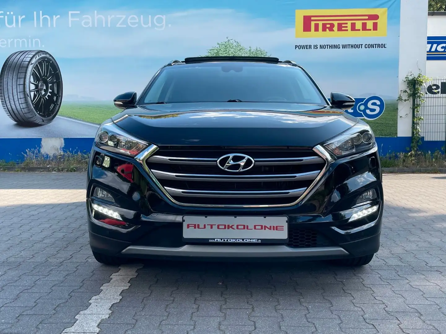 Hyundai TUCSON Premium PANO*LEDER*NAVI*KAM*AHK*SPUR*TOT Schwarz - 2