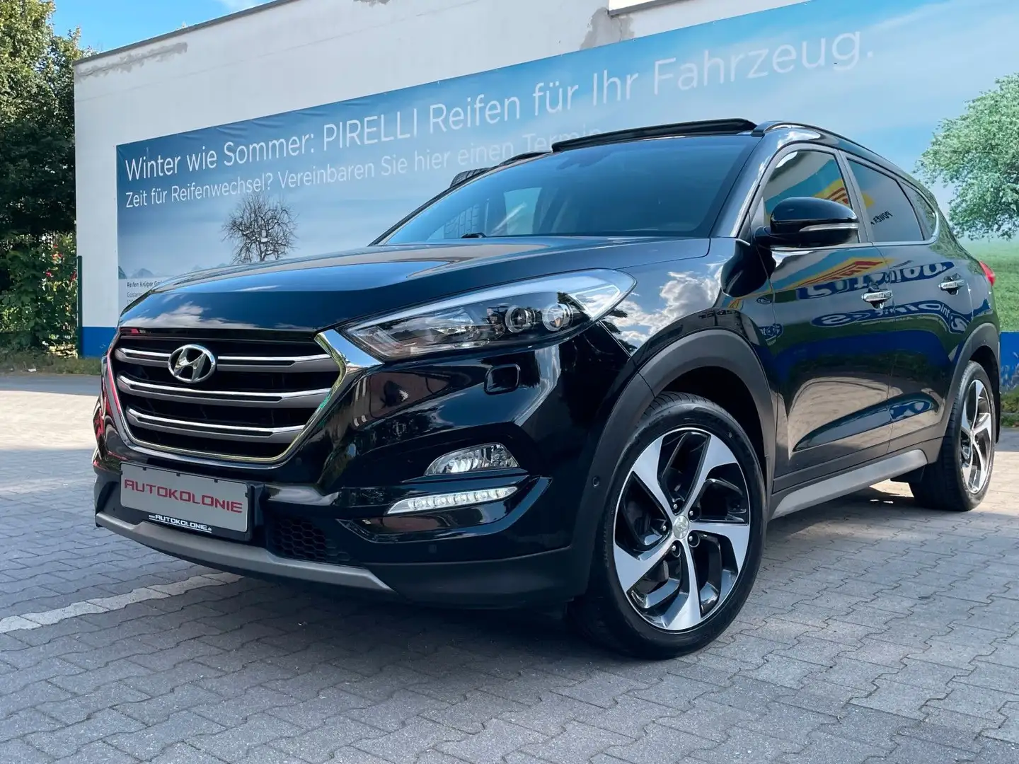 Hyundai TUCSON Premium PANO*LEDER*NAVI*KAM*AHK*SPUR*TOT Schwarz - 1