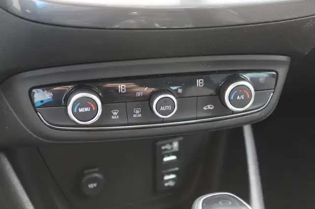 Opel Crossland X view 13