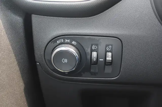 Opel Crossland X view 17