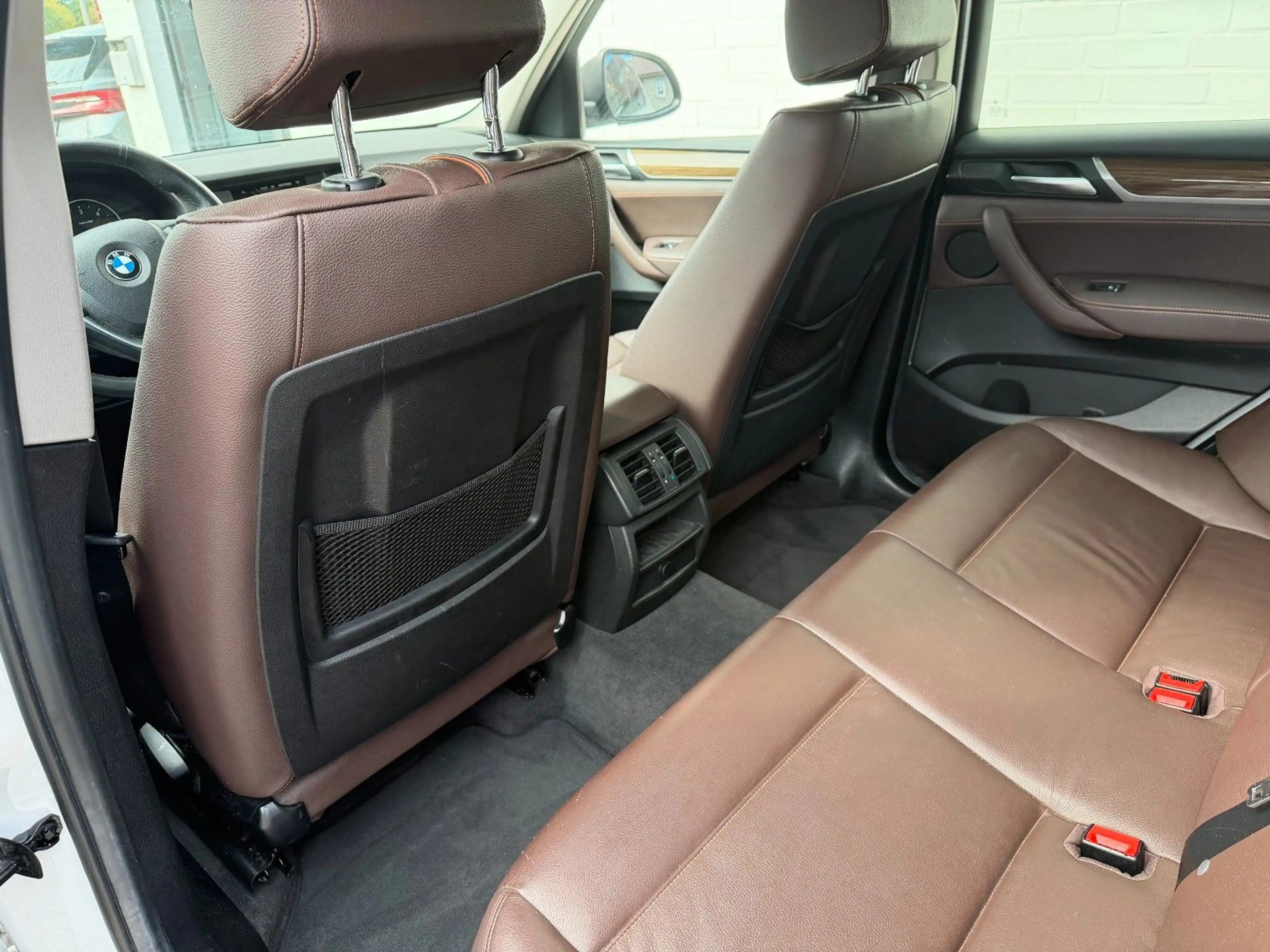 BMW X3 xDrive 20 d xLine Leder AHK Xenon Navi Kamera — photo 12