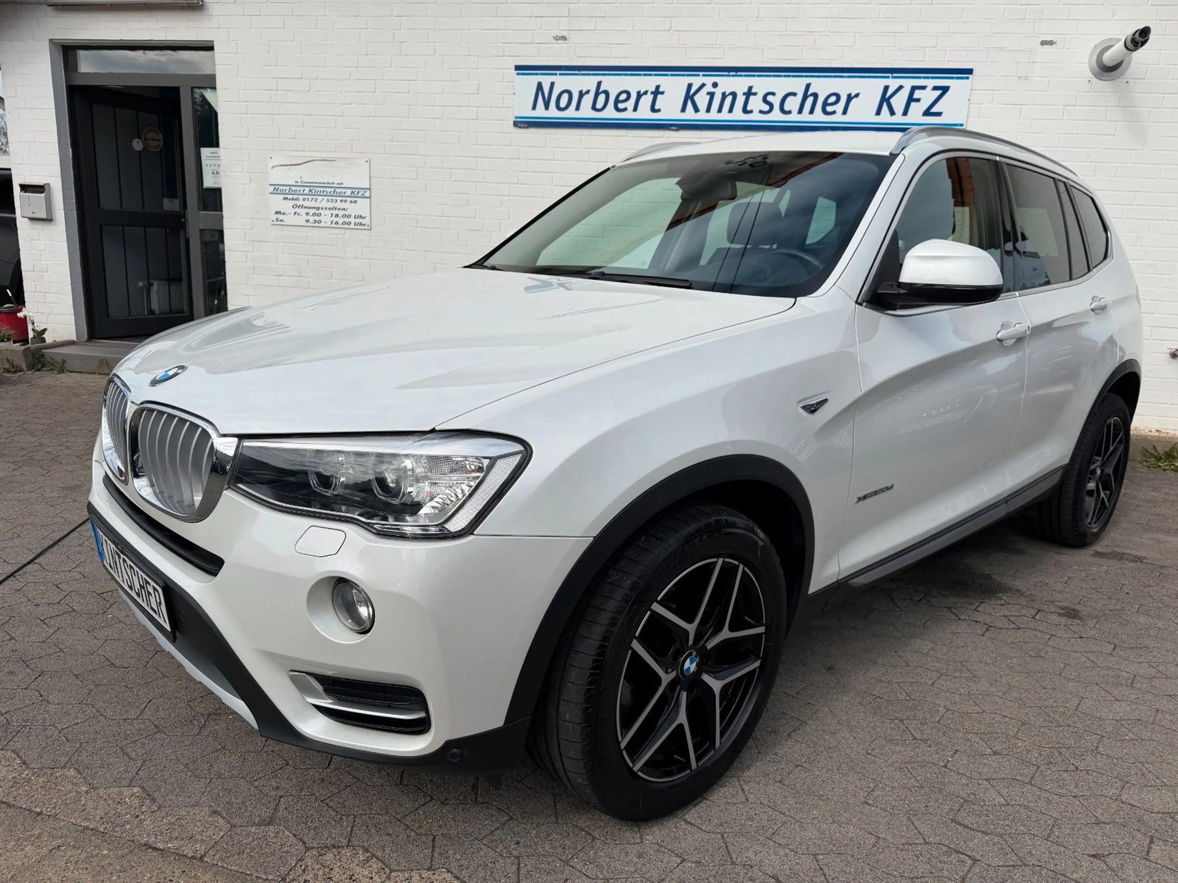 BMW X3 xDrive 20 d xLine Leder AHK Xenon Navi Kamera — photo 8