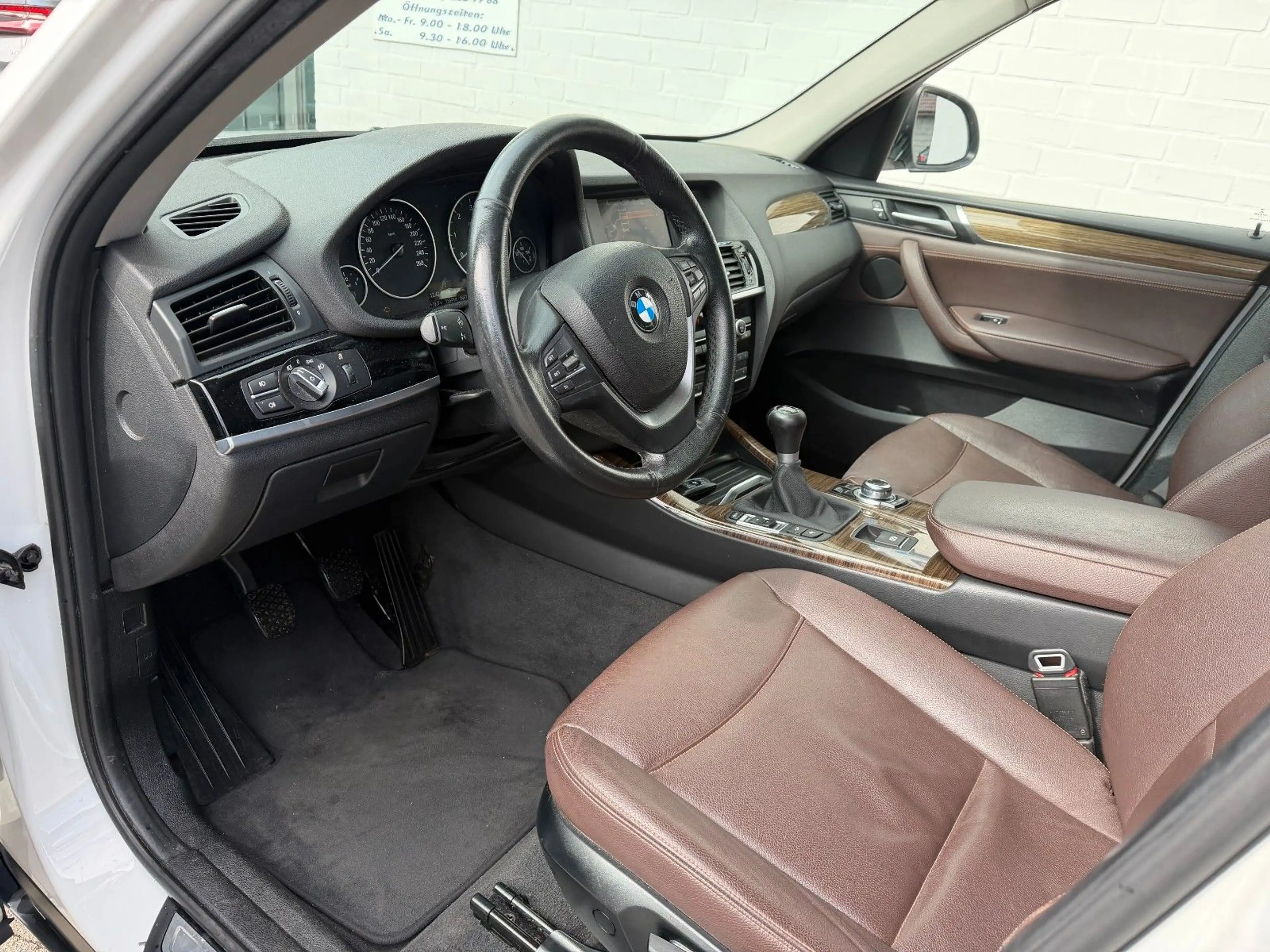 BMW X3 xDrive 20 d xLine Leder AHK Xenon Navi Kamera — photo 9