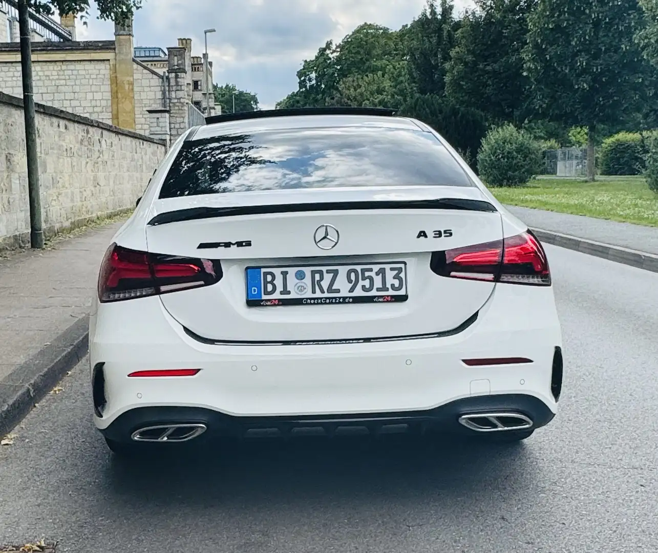 Mercedes-Benz A 200 7G-DCT AMG Line AMG paket AMG Styling Turbo - 2