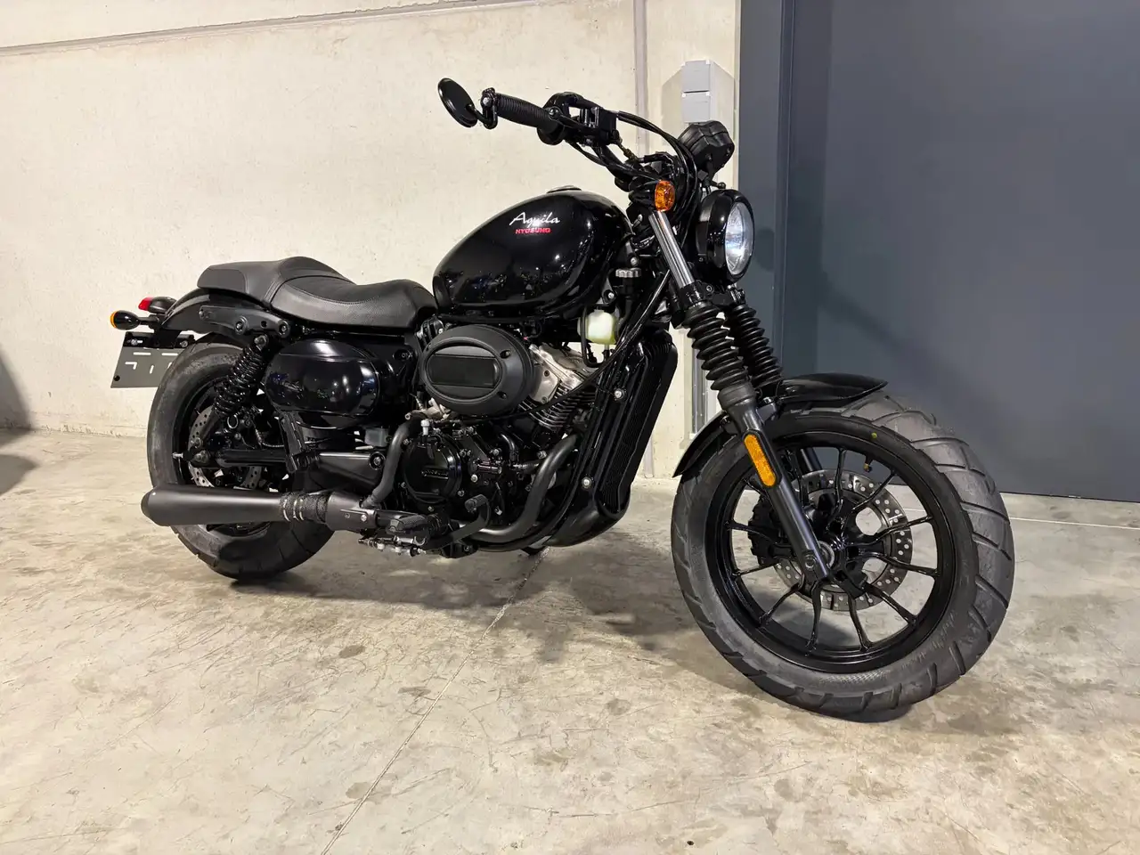 Hyosung Aquila 125