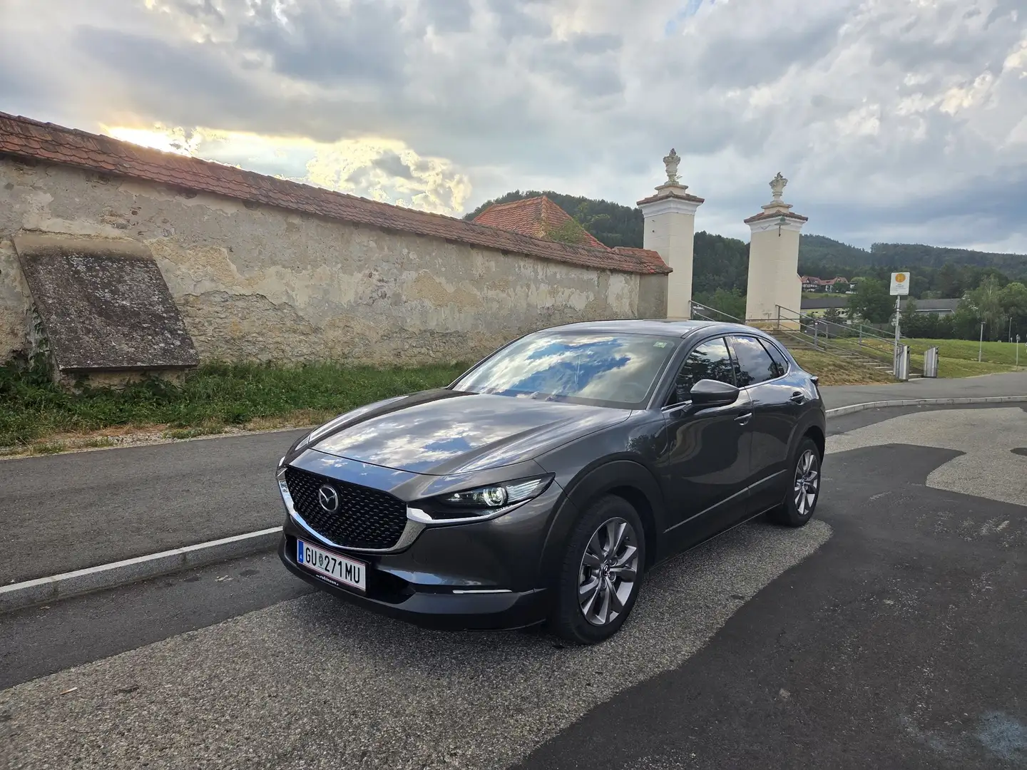 Mazda CX-30 G122 AWD Comfort+ Aut. Grau - 1