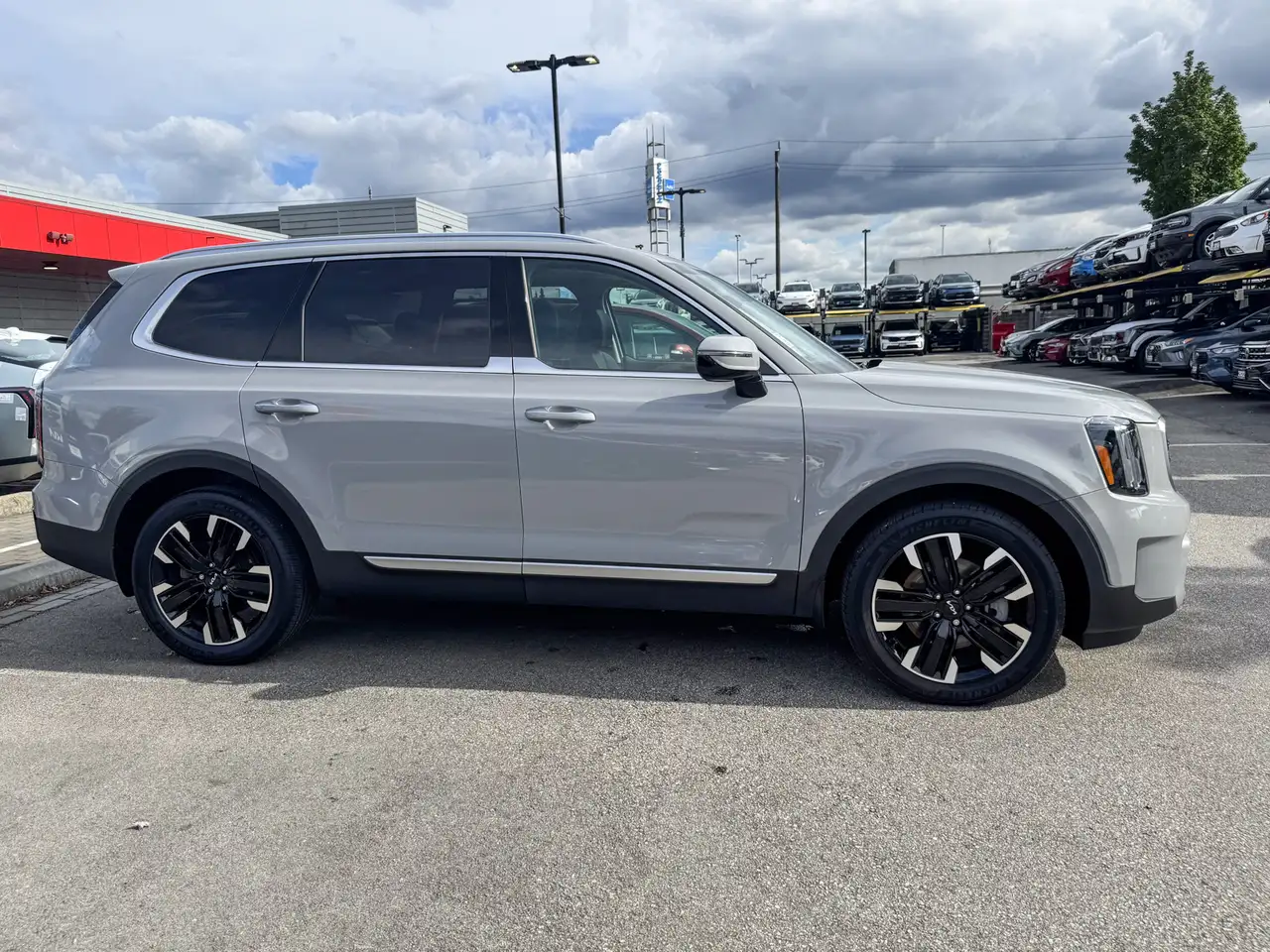 Kia Telluride снимка Kia Telluride