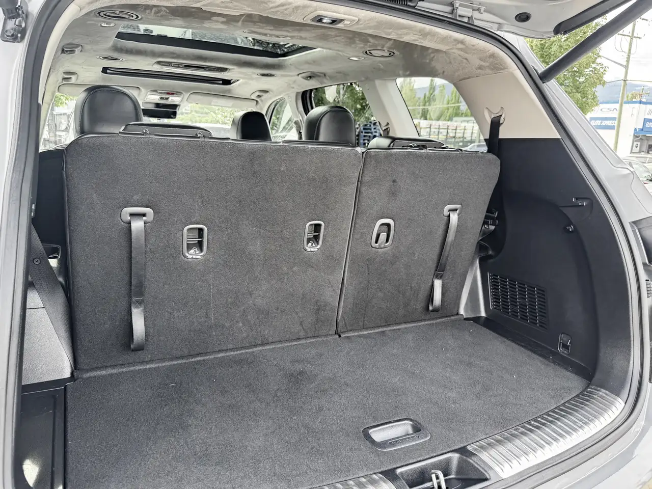 Kia Telluride снимка Kia Telluride