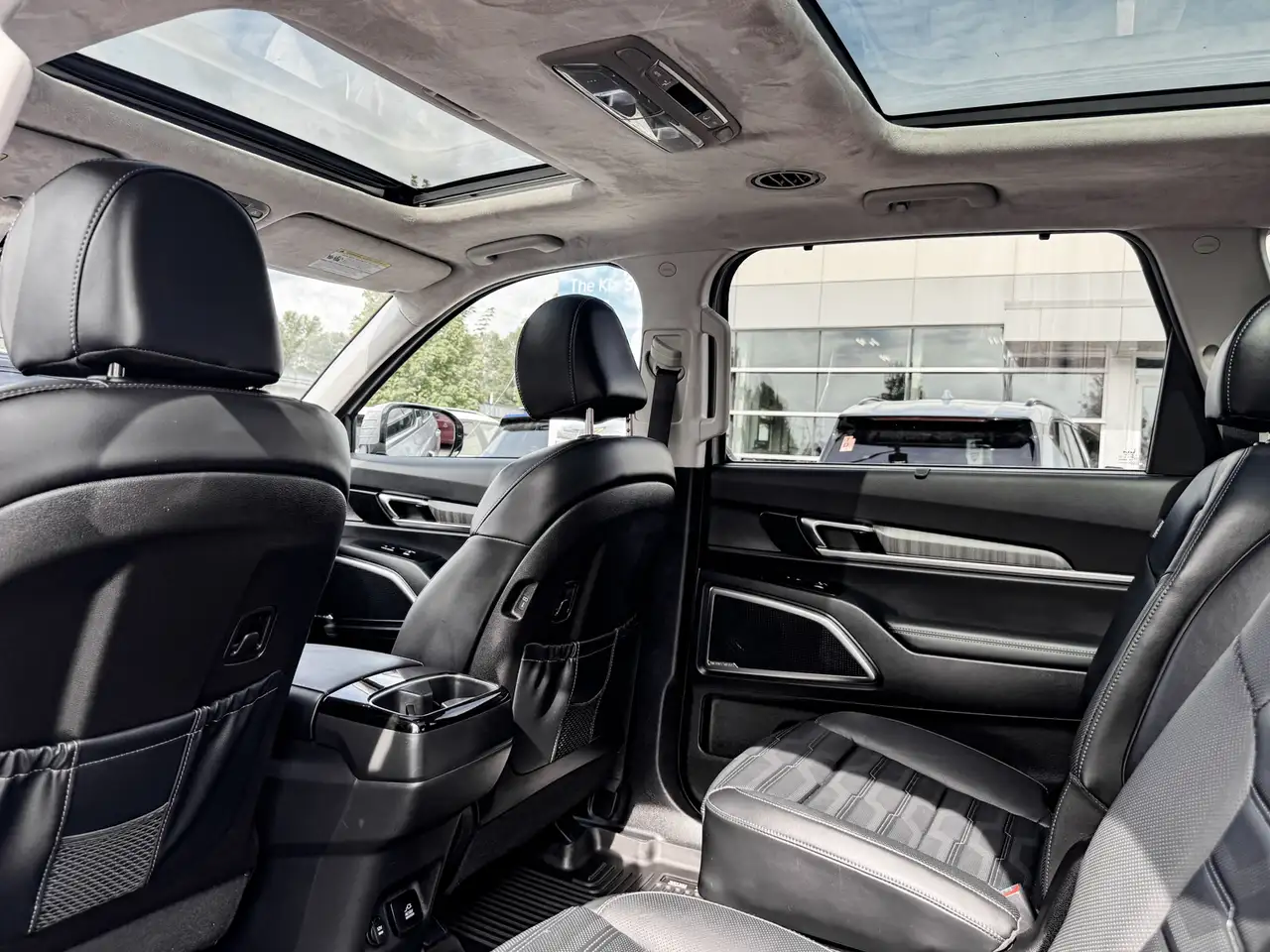Kia Telluride снимка Kia Telluride