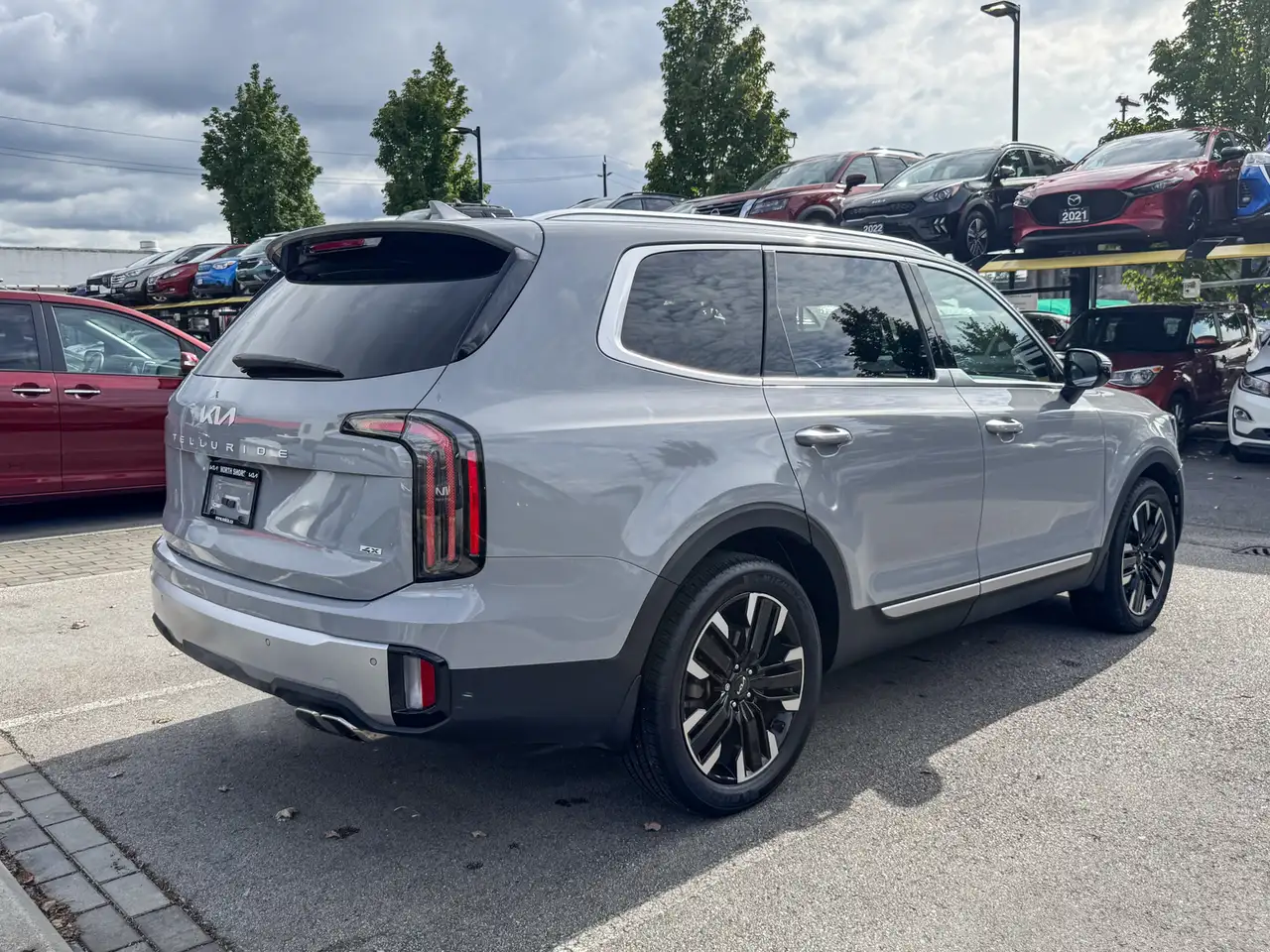 Kia Telluride снимка Kia Telluride