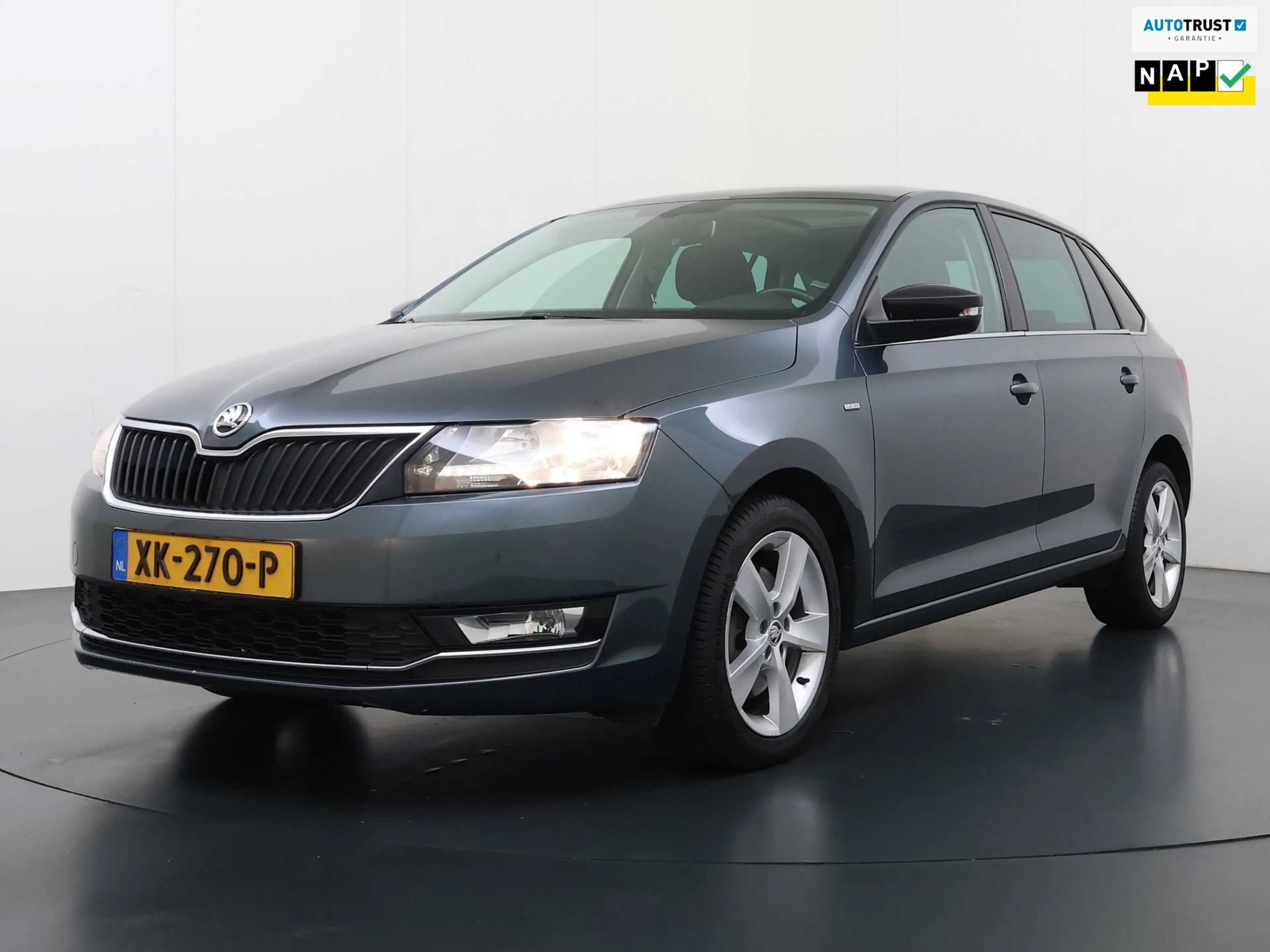 Skoda Rapid/Spaceback 1.0 TSI Clever Automaat ECC PANODAK LMV NAVI