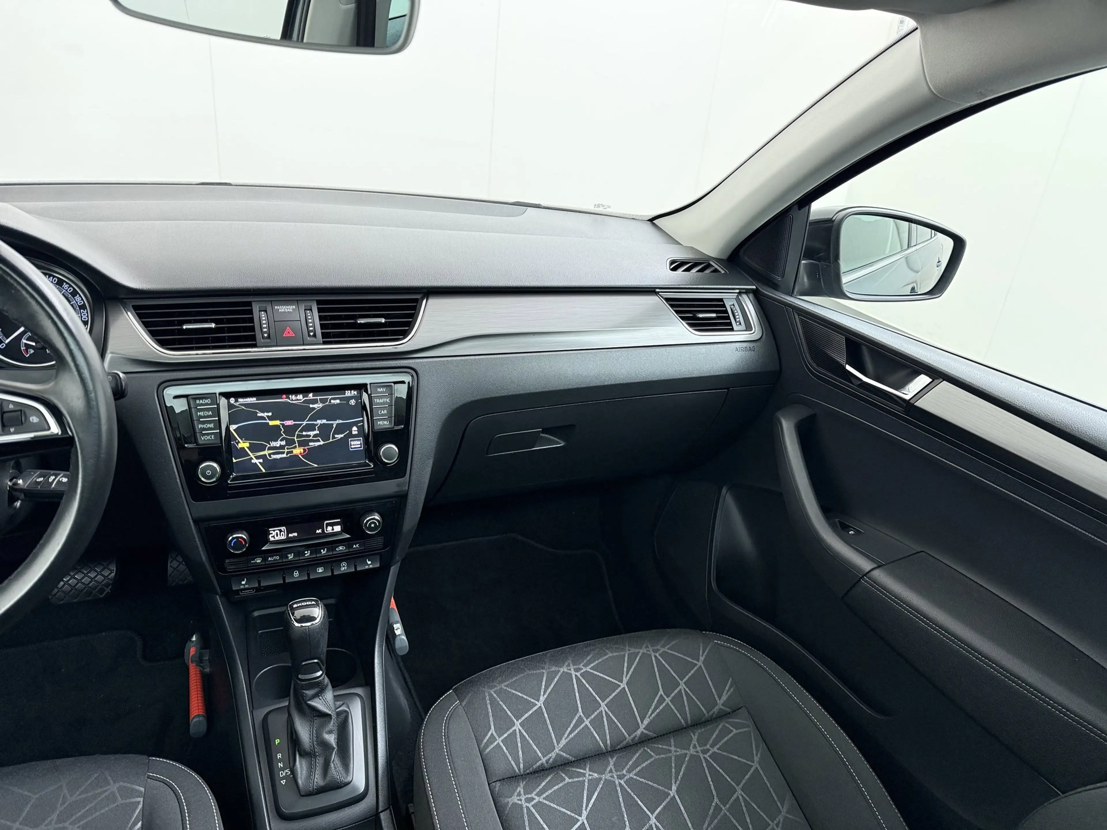 Skoda Rapid/Spaceback 1.0 TSI Clever Automaat ECC PANODAK LMV NAVI — photo 26