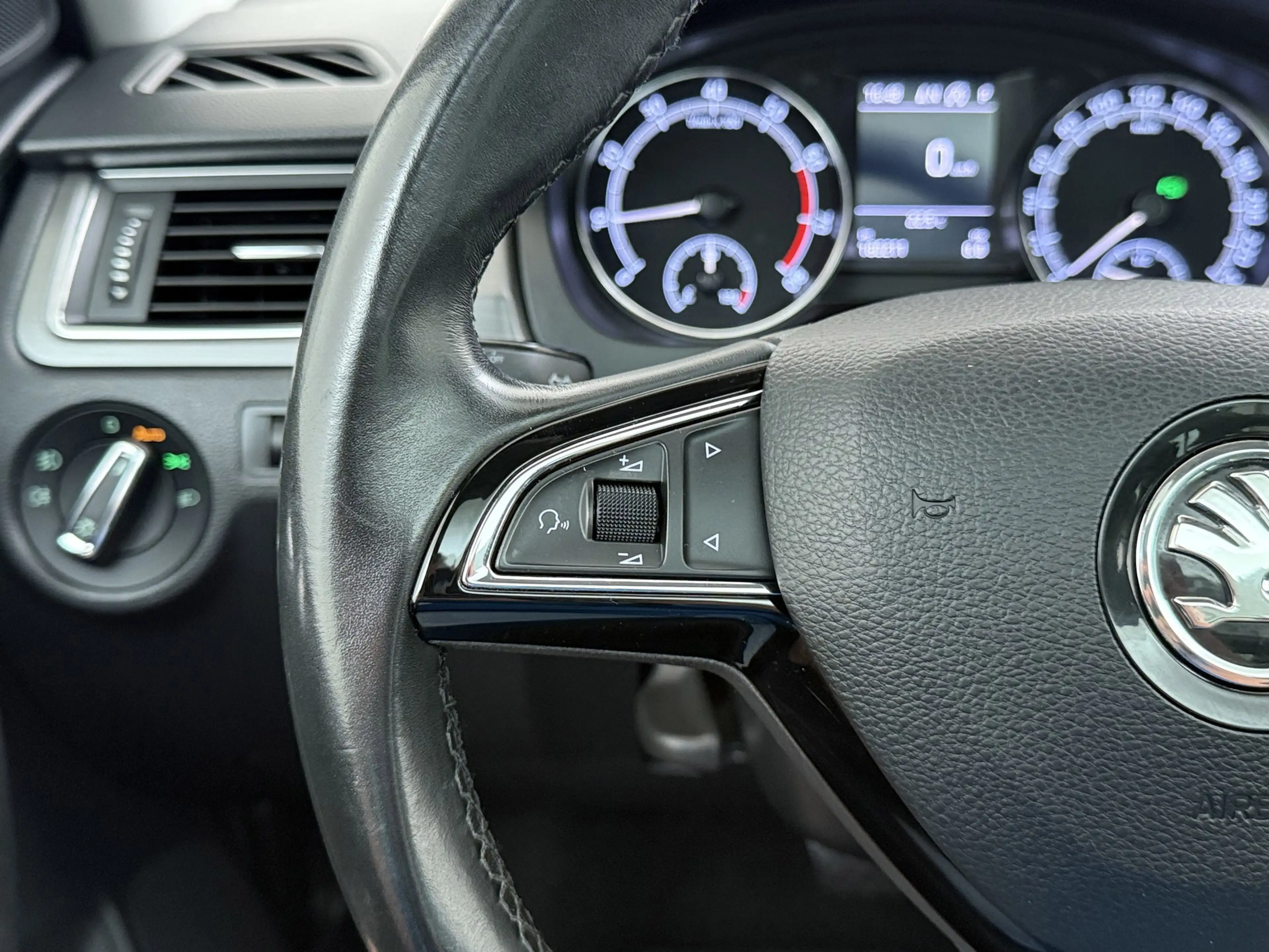 Skoda Rapid/Spaceback 1.0 TSI Clever Automaat ECC PANODAK LMV NAVI — photo 29