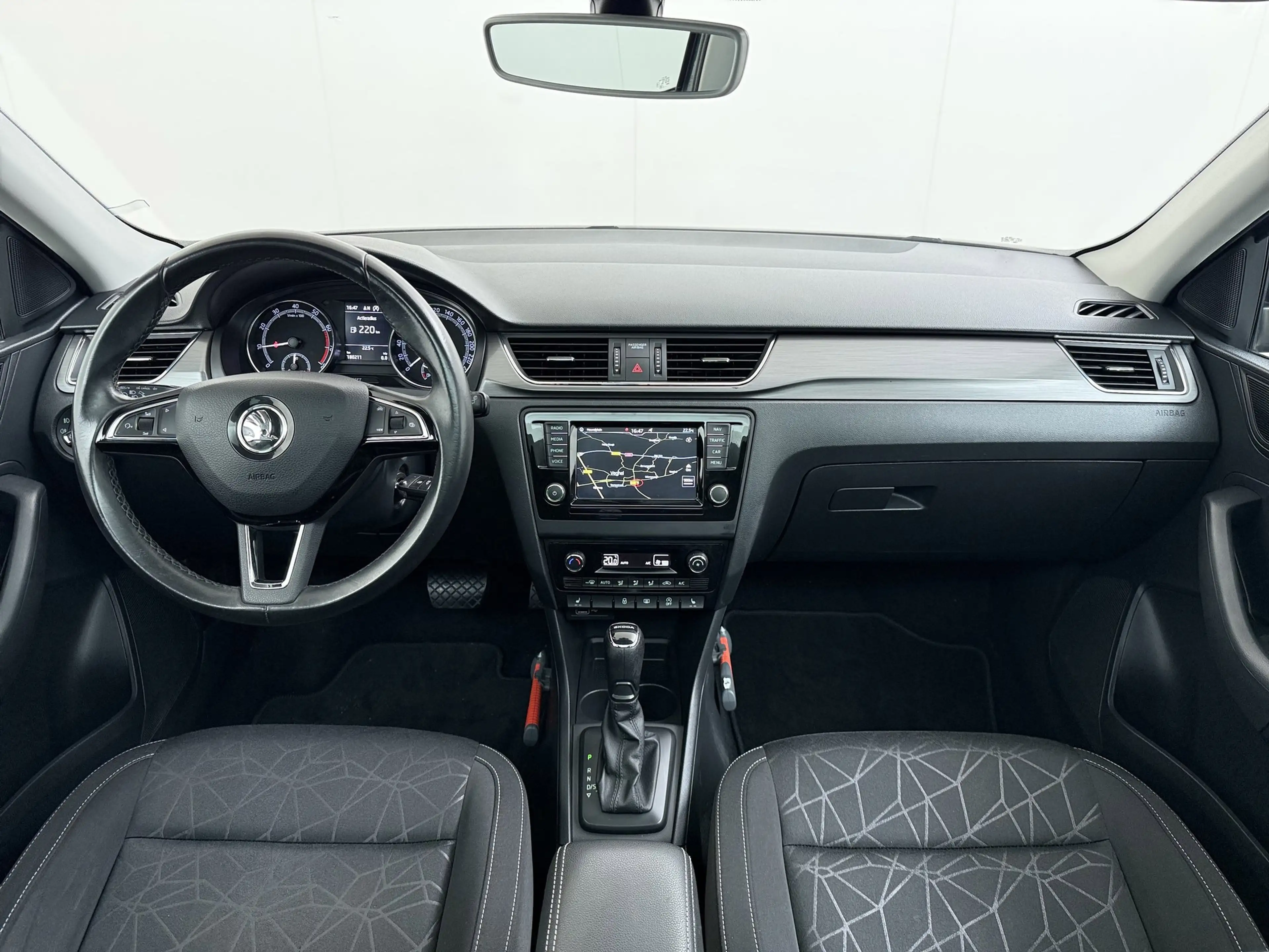 Skoda Rapid/Spaceback 1.0 TSI Clever Automaat ECC PANODAK LMV NAVI — photo 24