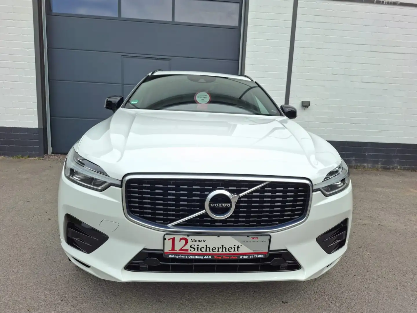 Volvo XC60 R Design LED Pano Memo HUD AHK H&K SHZ ACC Weiß - 2