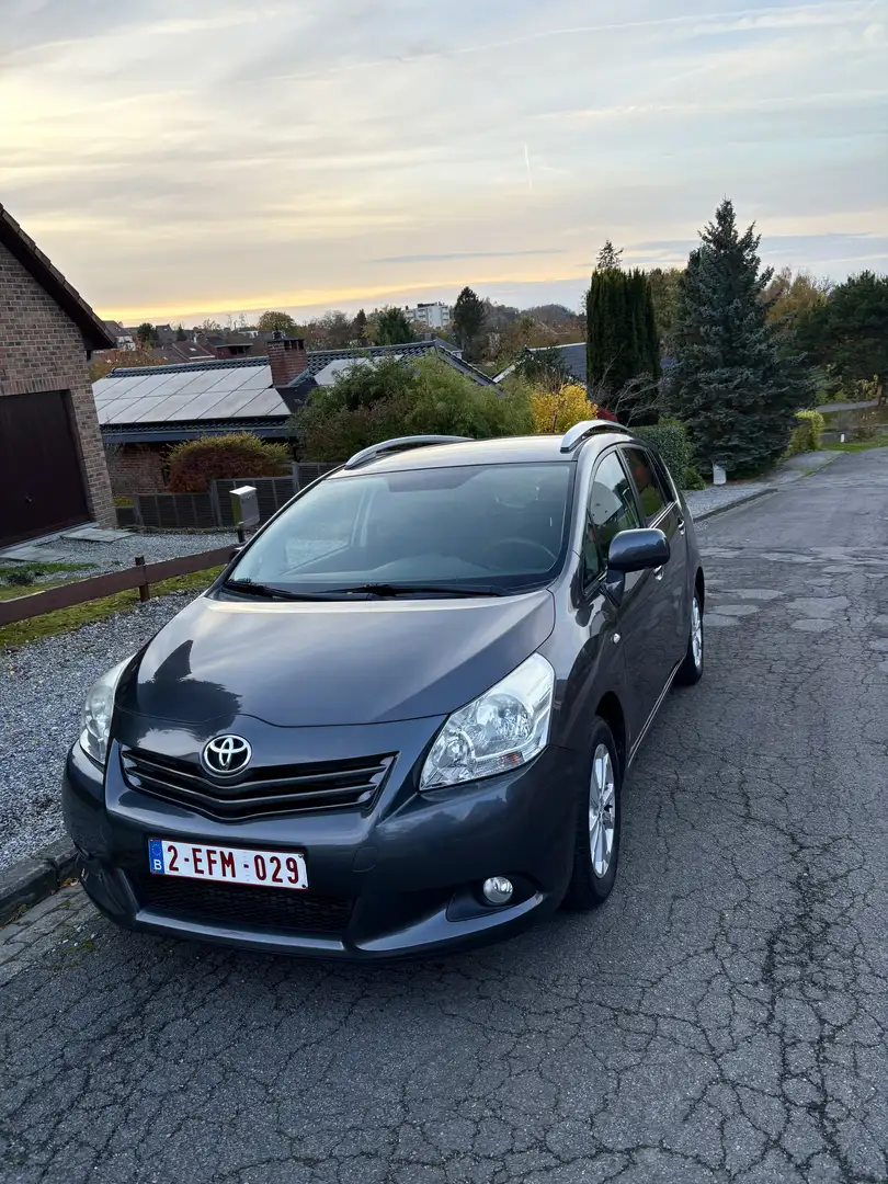 Toyota Verso 2.0 D-4D 114000km 0️⃣4️⃣7️⃣2️⃣9️ - 2