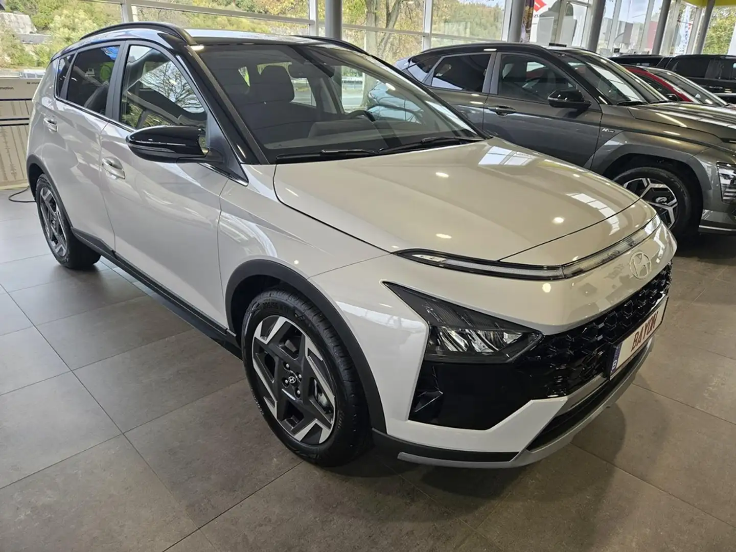 Hyundai BAYON SKY Grijs - 1