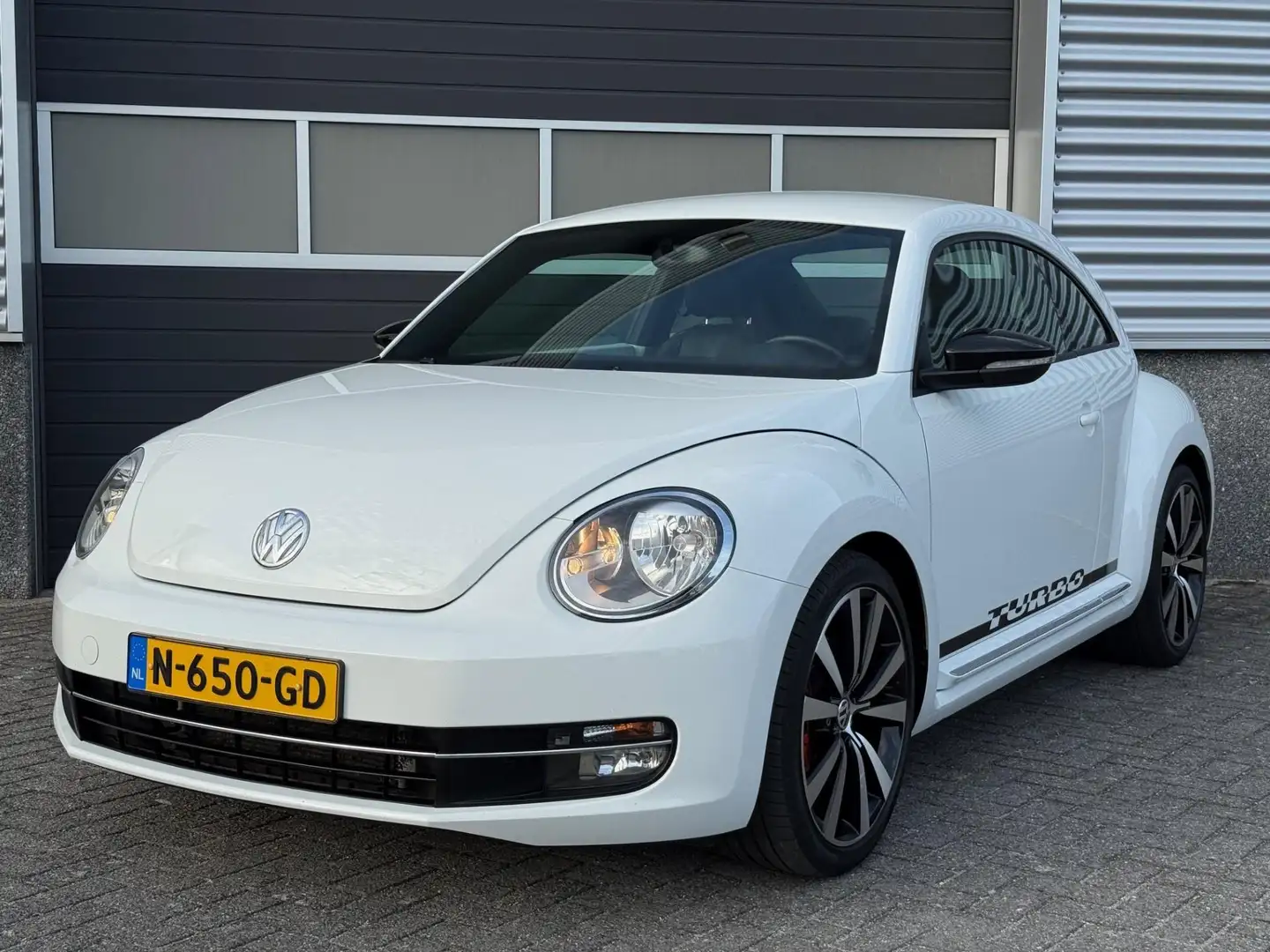 Volkswagen Beetle 2.0 TSI Sport Leder Navi Fender Bianco - 2