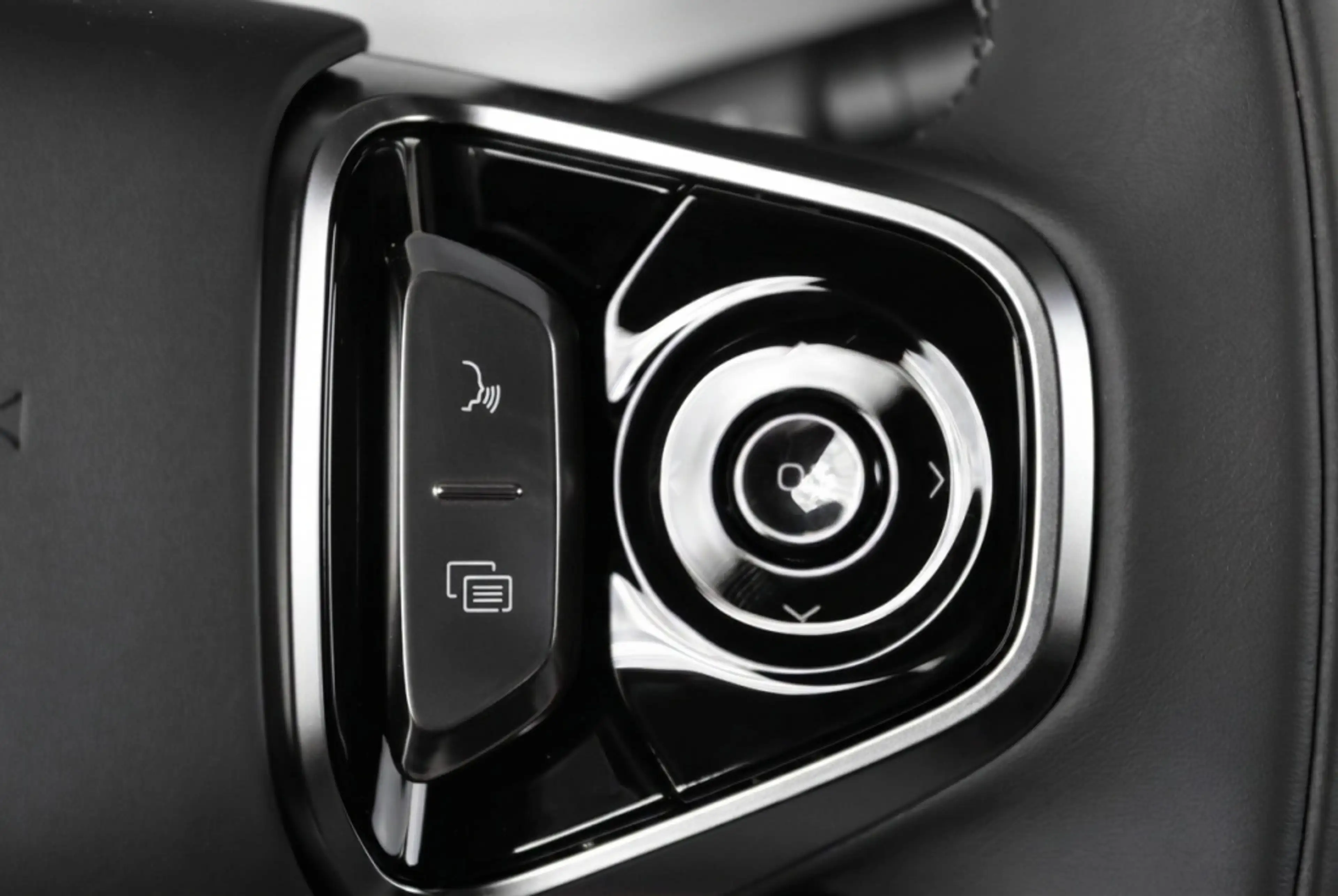 Geely Starray EM-i PRO PLUG-IN 83KM Elektrisch l 360 Camera l Leder l — photo 23