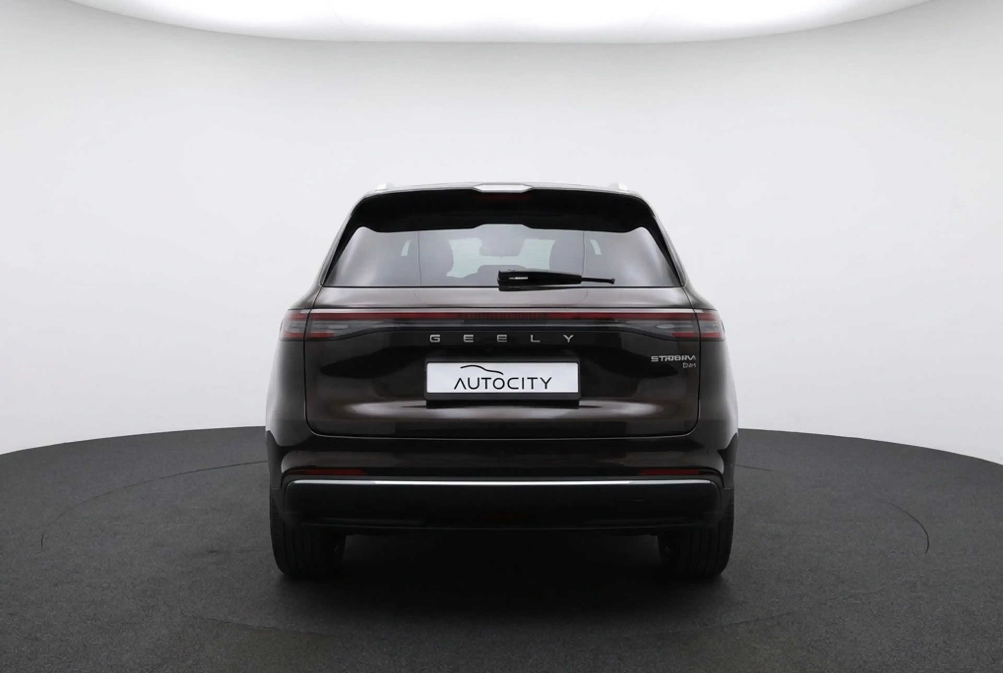 Geely Starray EM-i PRO PLUG-IN 83KM Elektrisch l 360 Camera l Leder l — photo 3