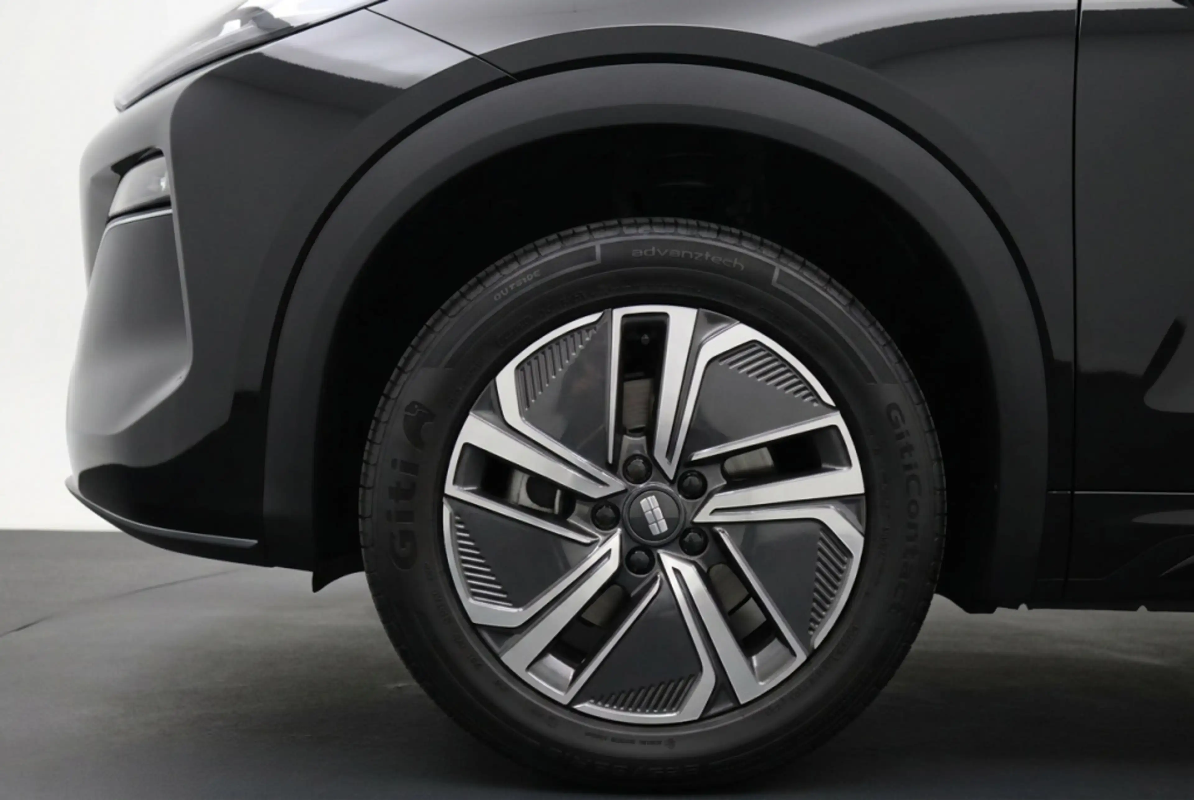 Geely Starray EM-i PRO PLUG-IN 83KM Elektrisch l 360 Camera l Leder l — photo 5