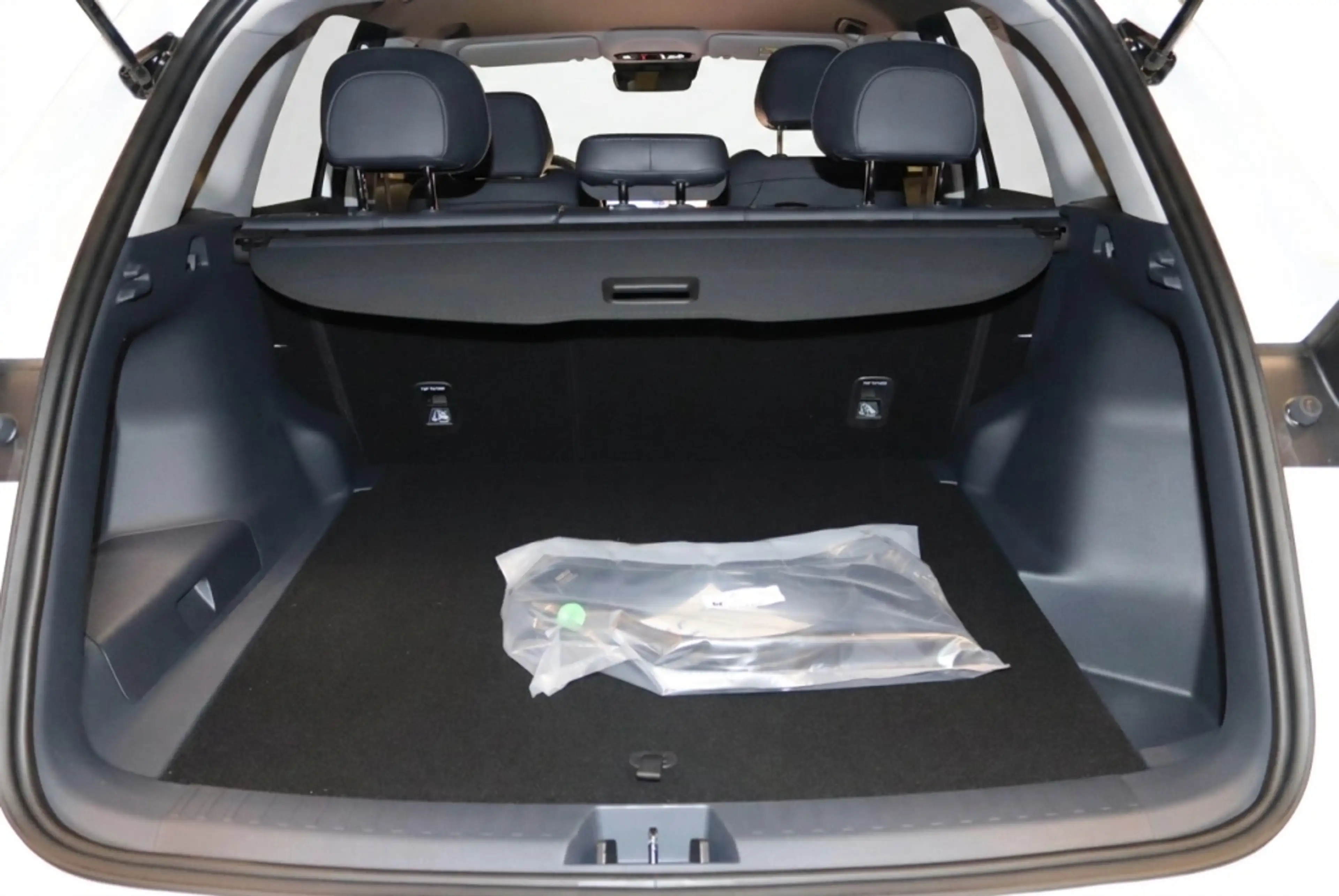 Geely Starray EM-i PRO PLUG-IN 83KM Elektrisch l 360 Camera l Leder l — photo 8