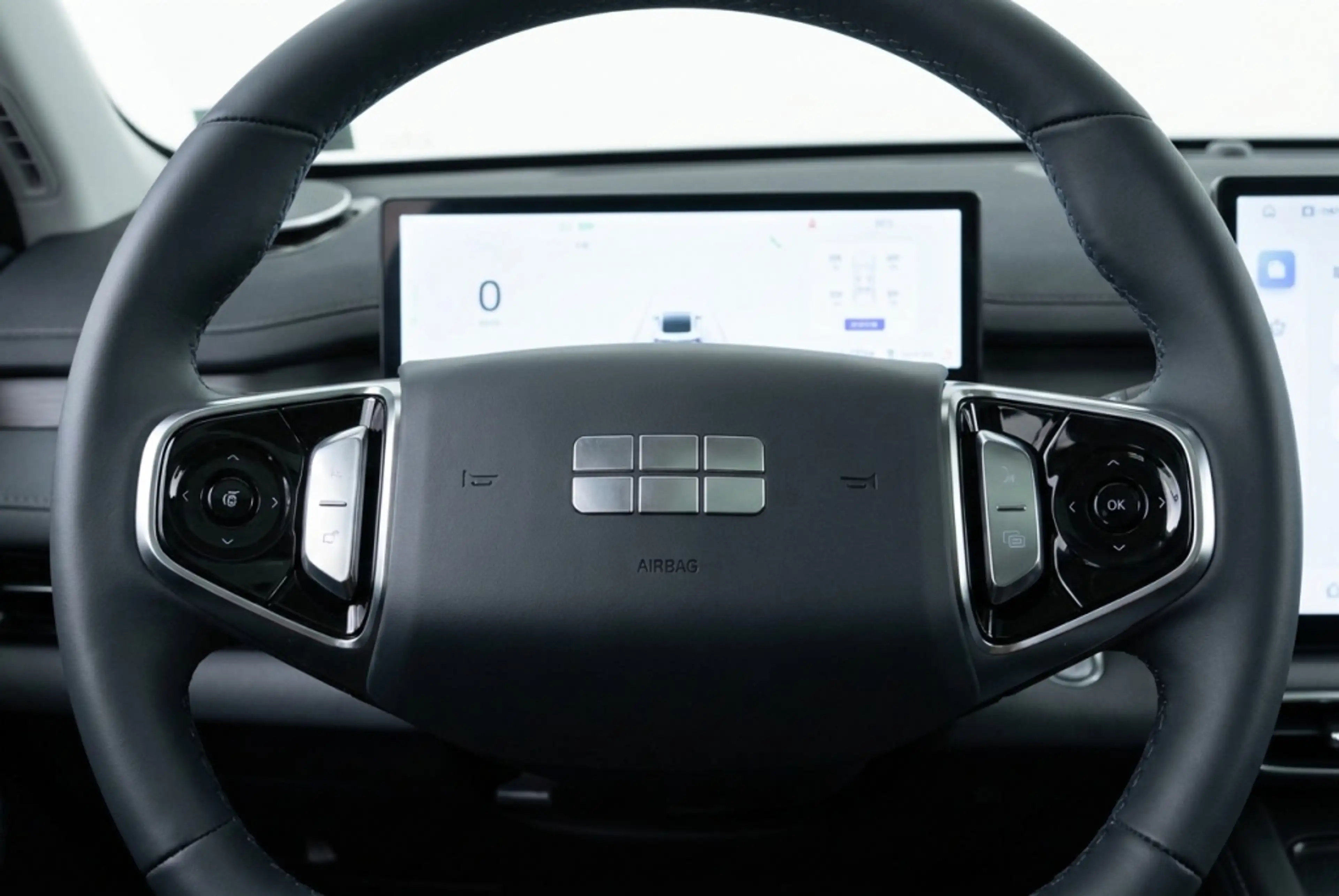Geely Starray EM-i PRO PLUG-IN 83KM Elektrisch l 360 Camera l Leder l — photo 25