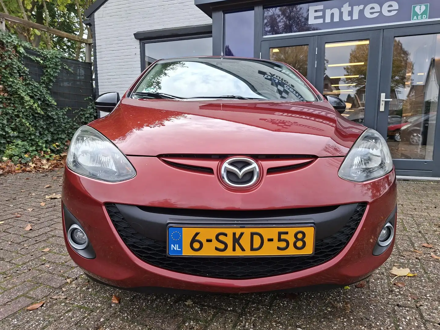 Mazda 2 1.3 Hanabi Clima, trekhaak Rouge - 2