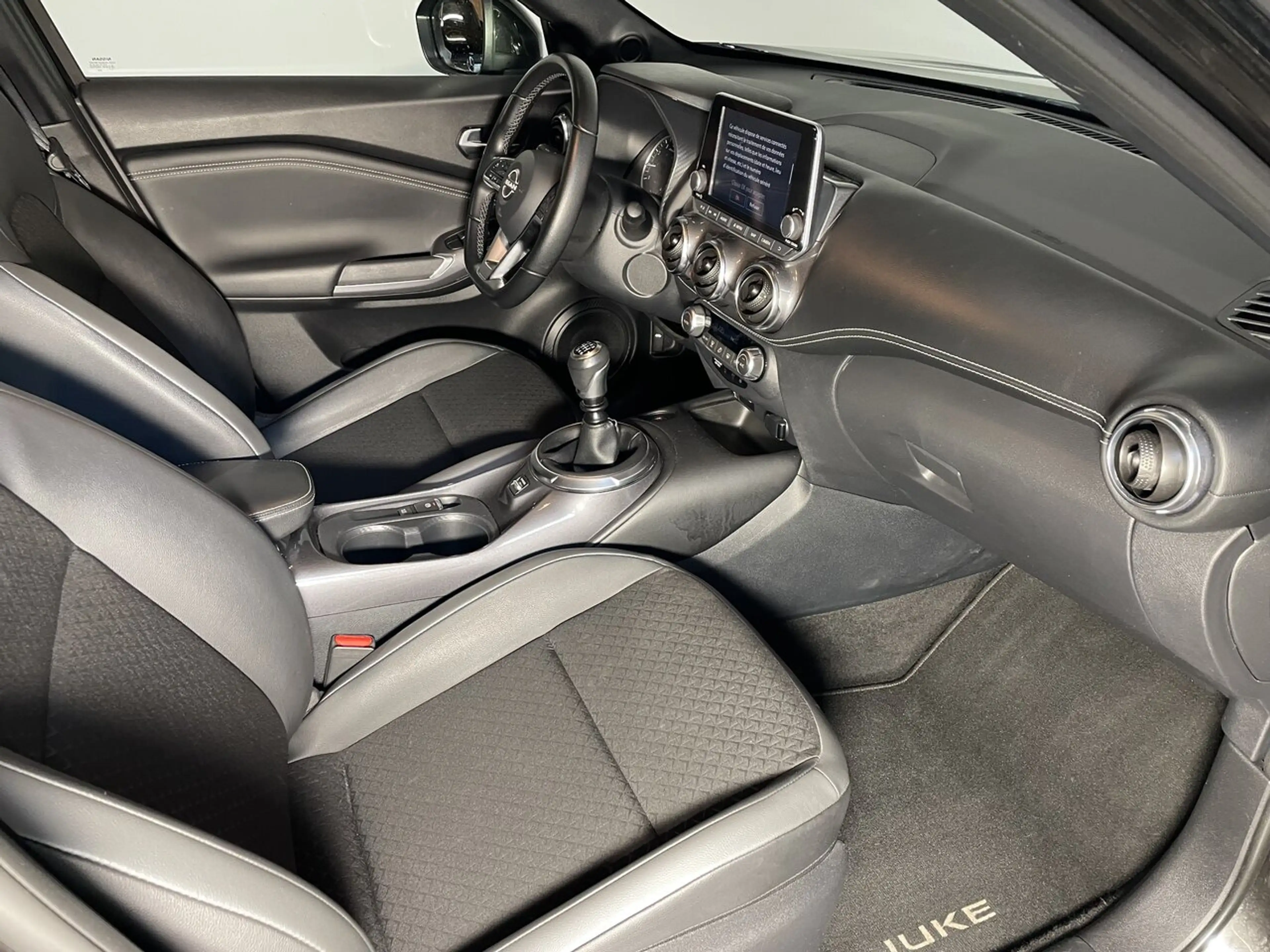 Nissan Juke 1.0 DIG-T 114 N-CONNECTA CARPLAY — photo 8