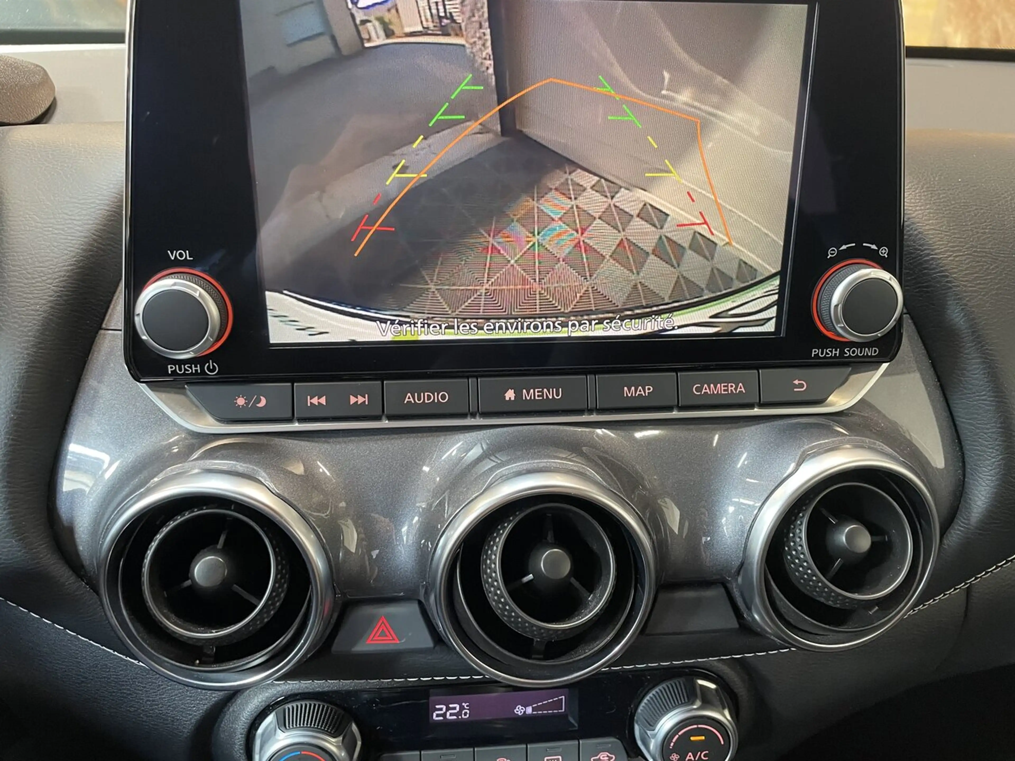 Nissan Juke 1.0 DIG-T 114 N-CONNECTA CARPLAY — photo 4