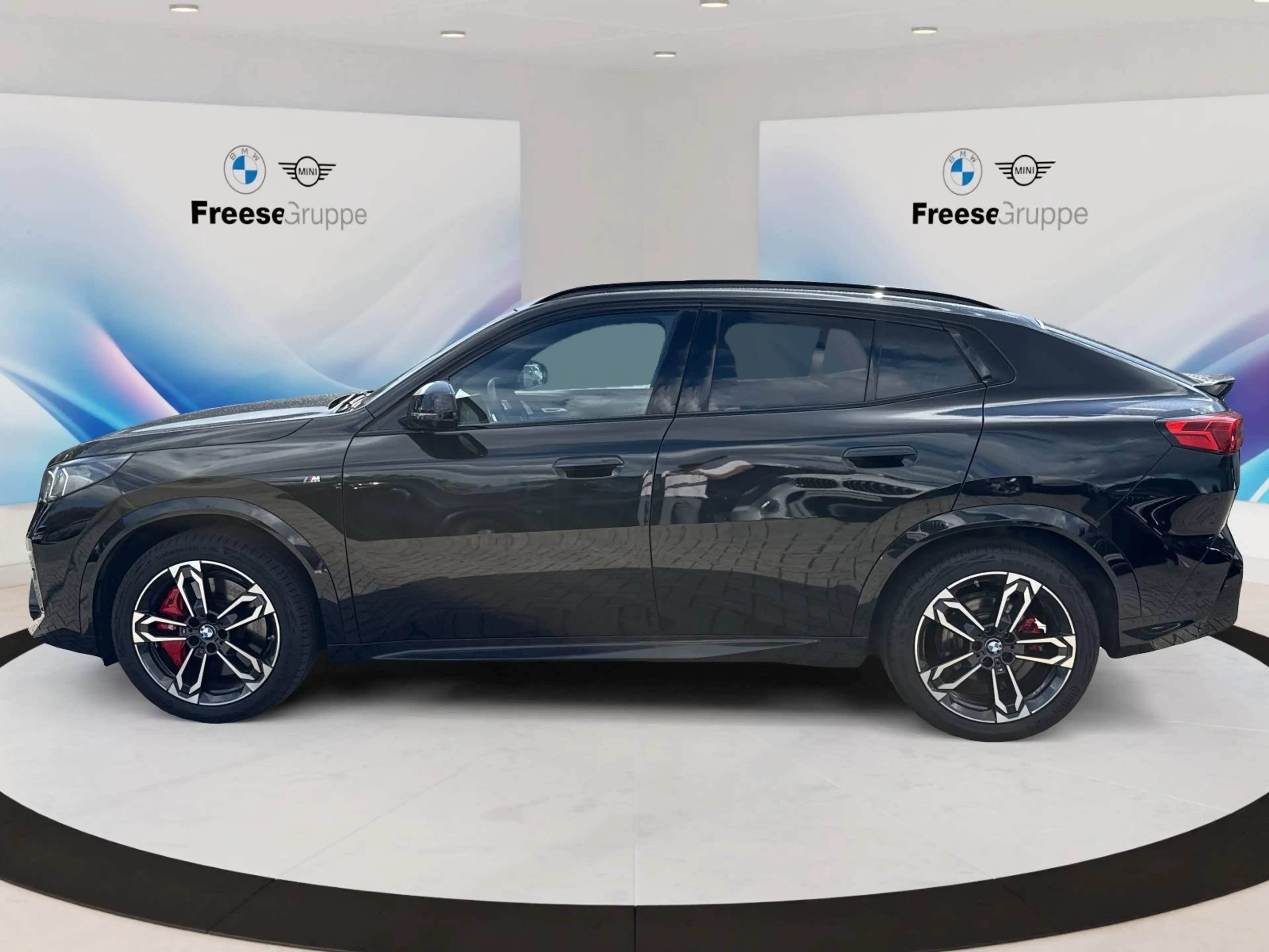 BMW X2 sDrive20i M Sportpaket Pro | HEAD-UP PANO RFK — photo 3