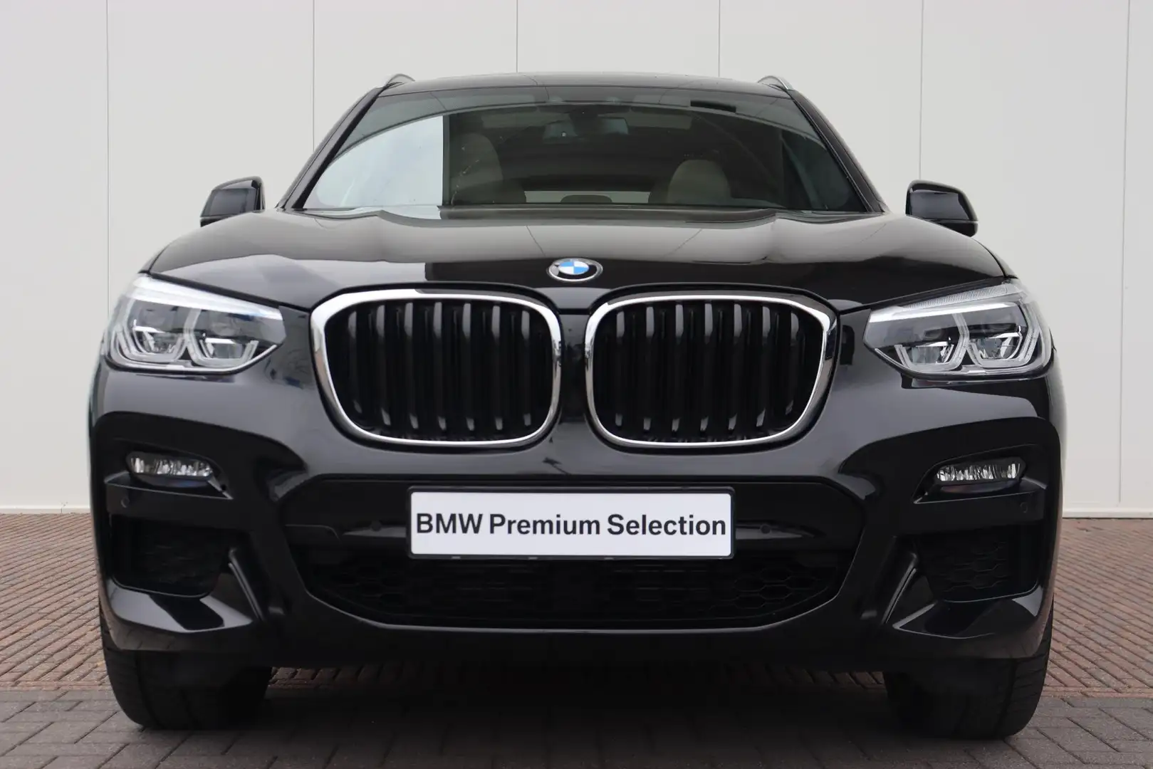 BMW X3 xDrive30e Business Edition Plus M Sport/ High Exec Zwart - 2