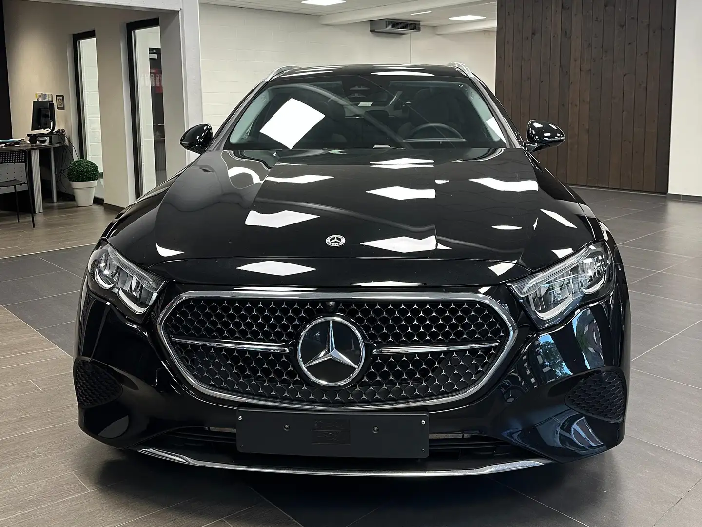Mercedes-Benz E 220 E Break 220 d Business Line - 2