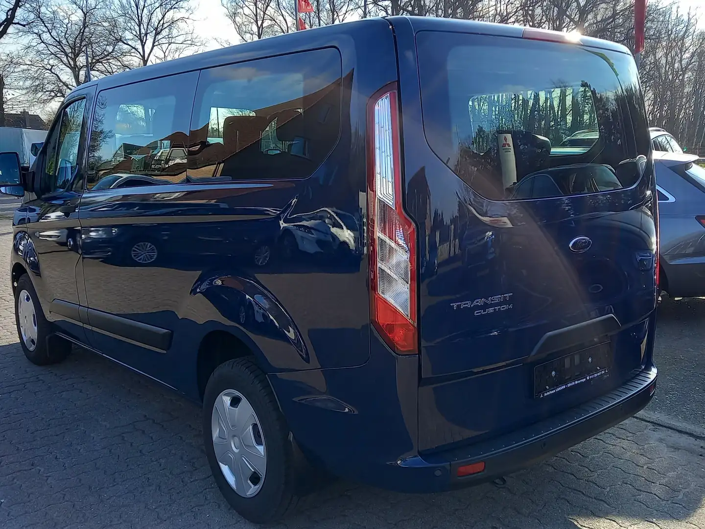 Ford Transit Custom 320 L1 Trend/Navi/Klima/8-Sitze/ Blau - 2