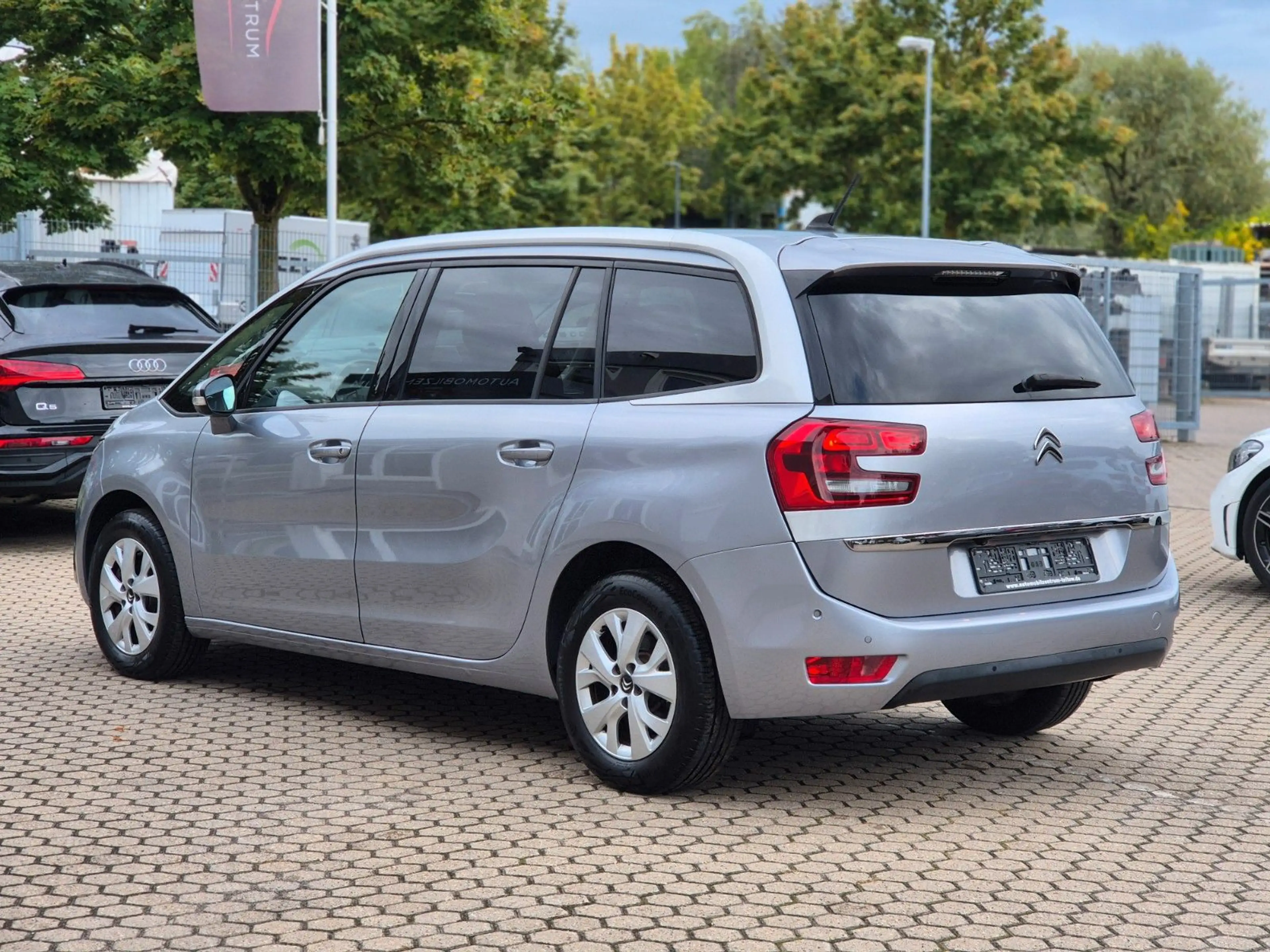 Citroen C4 Picasso Grand C4 Picasso/Spacetourer Selection Kamera — photo 6