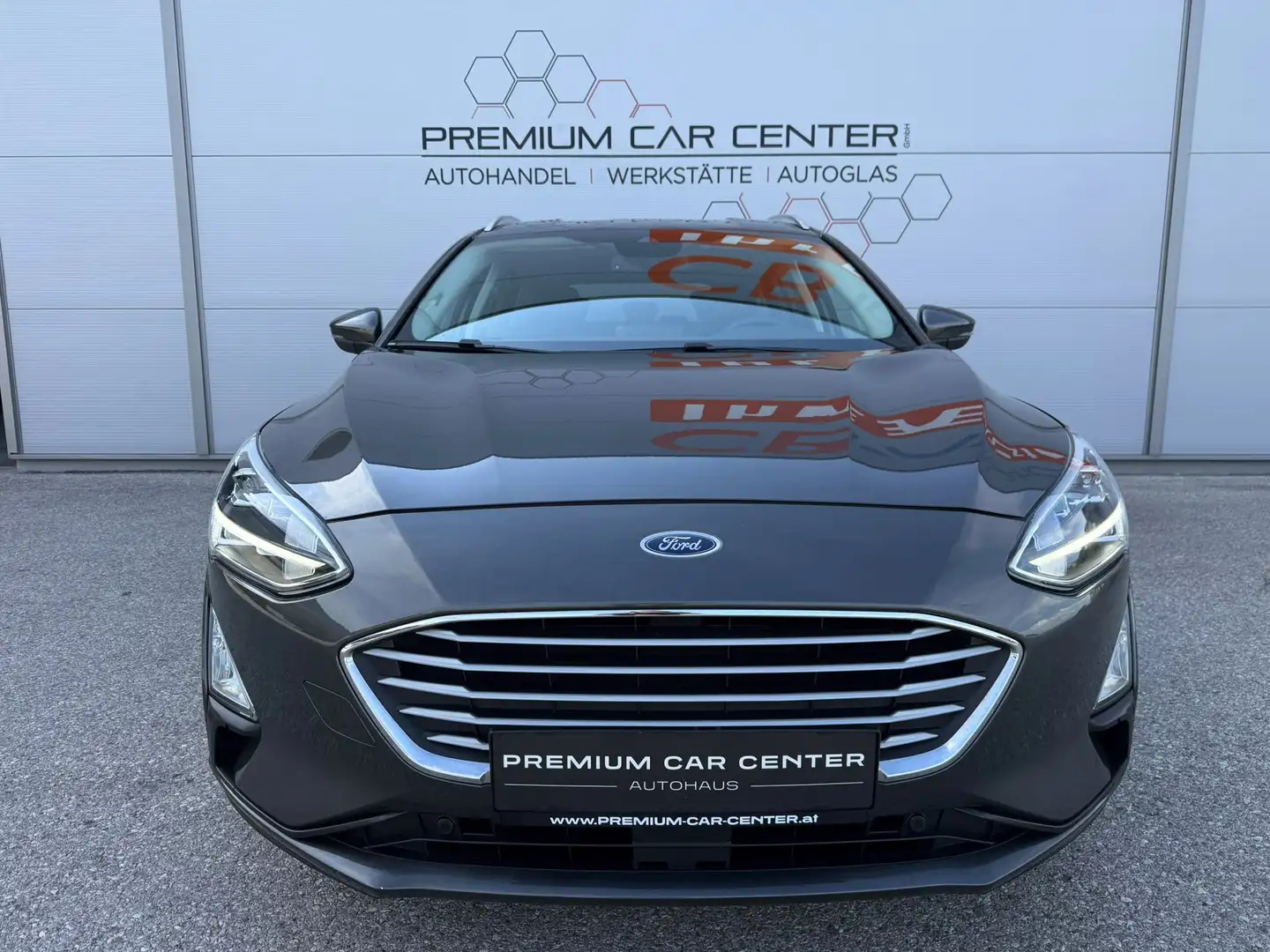 Ford Focus 1,5 TDCi Traveller Edition KAMERA / AHV / LED Grau - 2