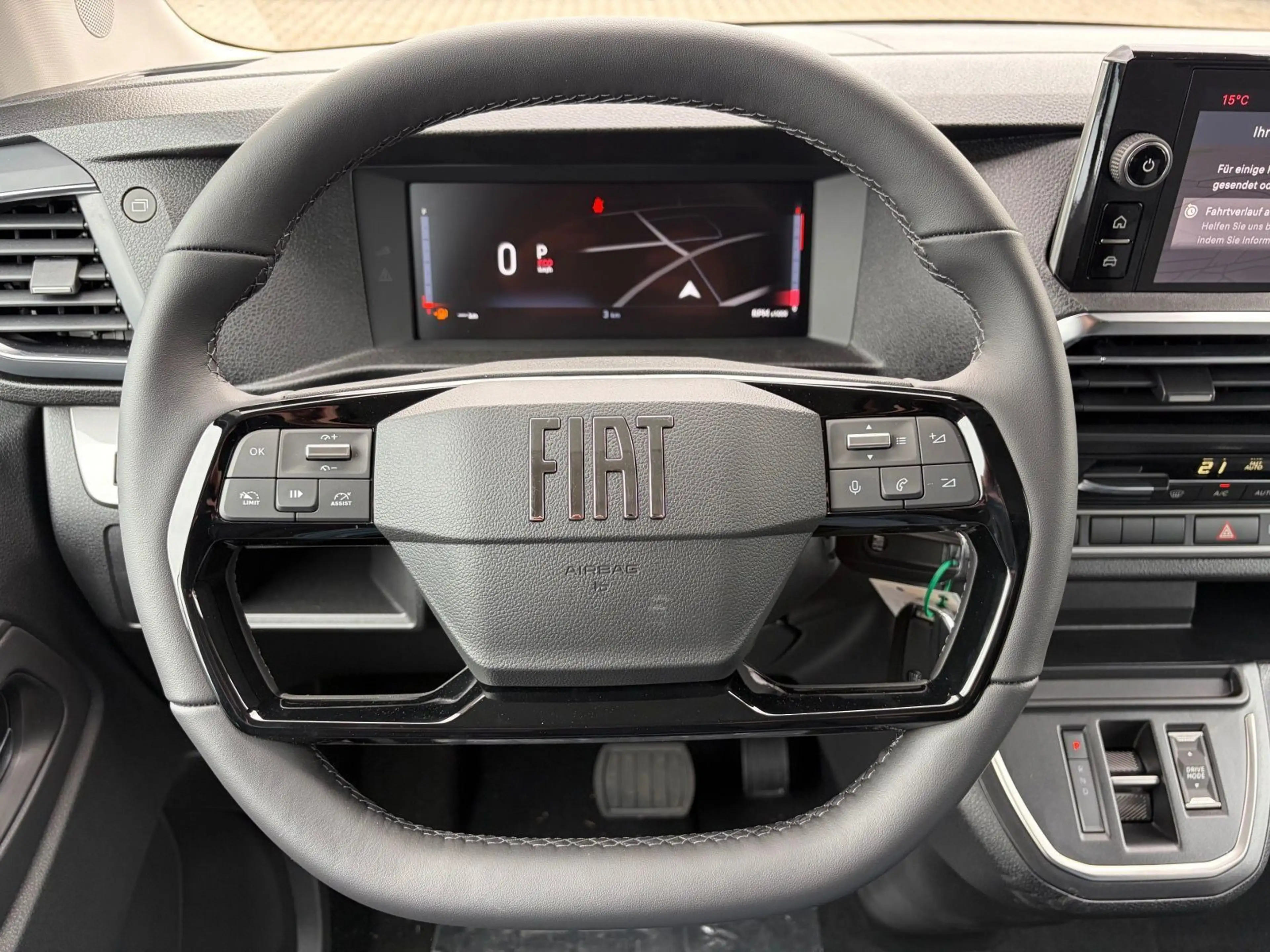 Fiat Ulysse 8-sitzer 2,2l L2 180PS AT Kamera/PDC/uvm. — photo 12