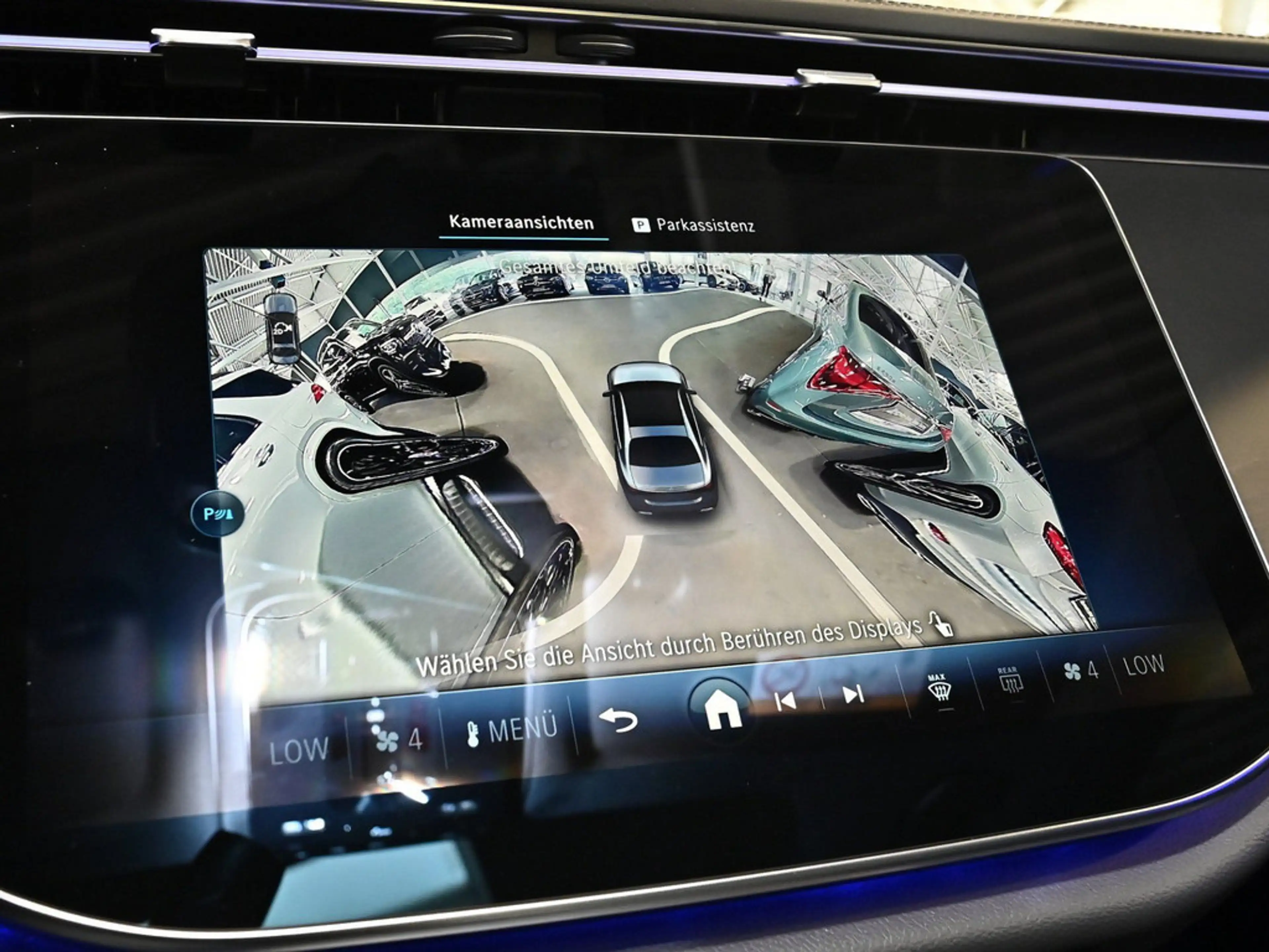 Mercedes-Benz E 450 4M AMG Sport Premium+ NIGHT ACC PANO BT — photo 14