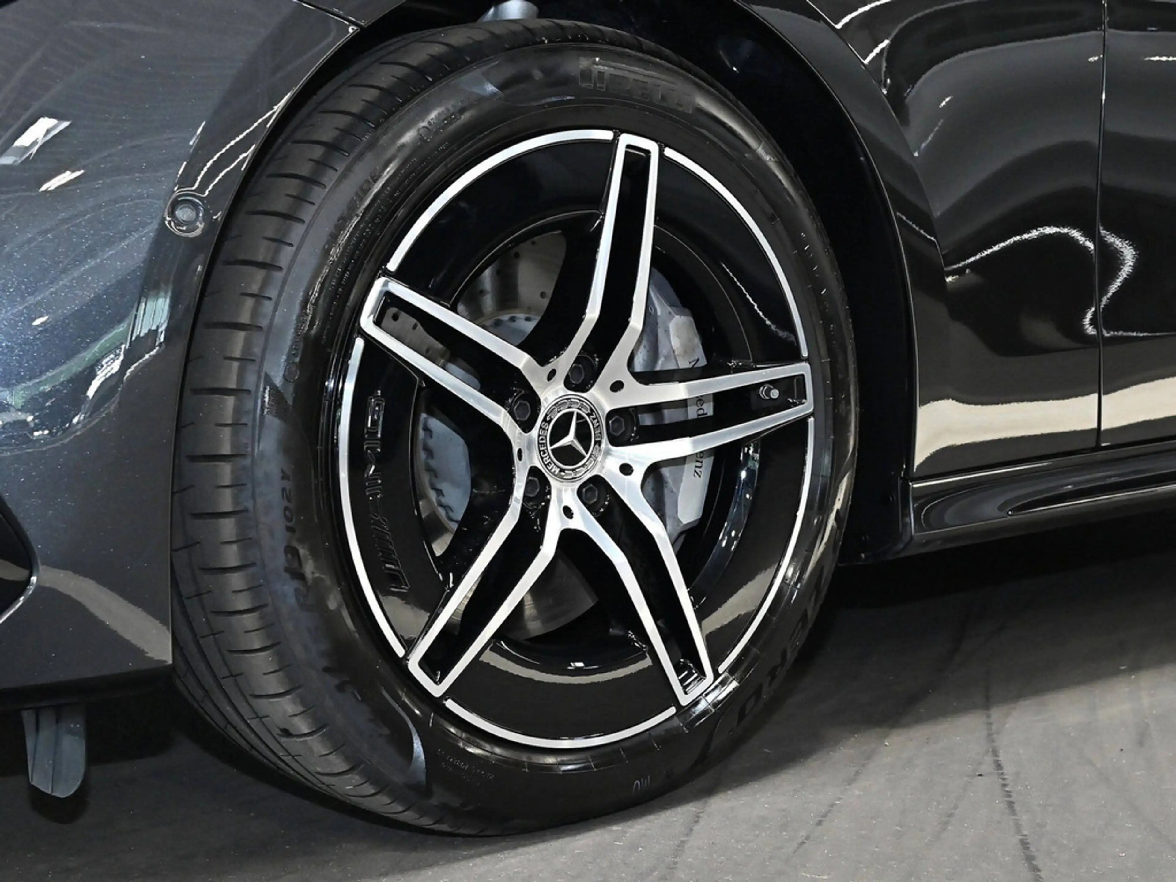 Mercedes-Benz E 450 4M AMG Sport Premium+ NIGHT ACC PANO BT — photo 10