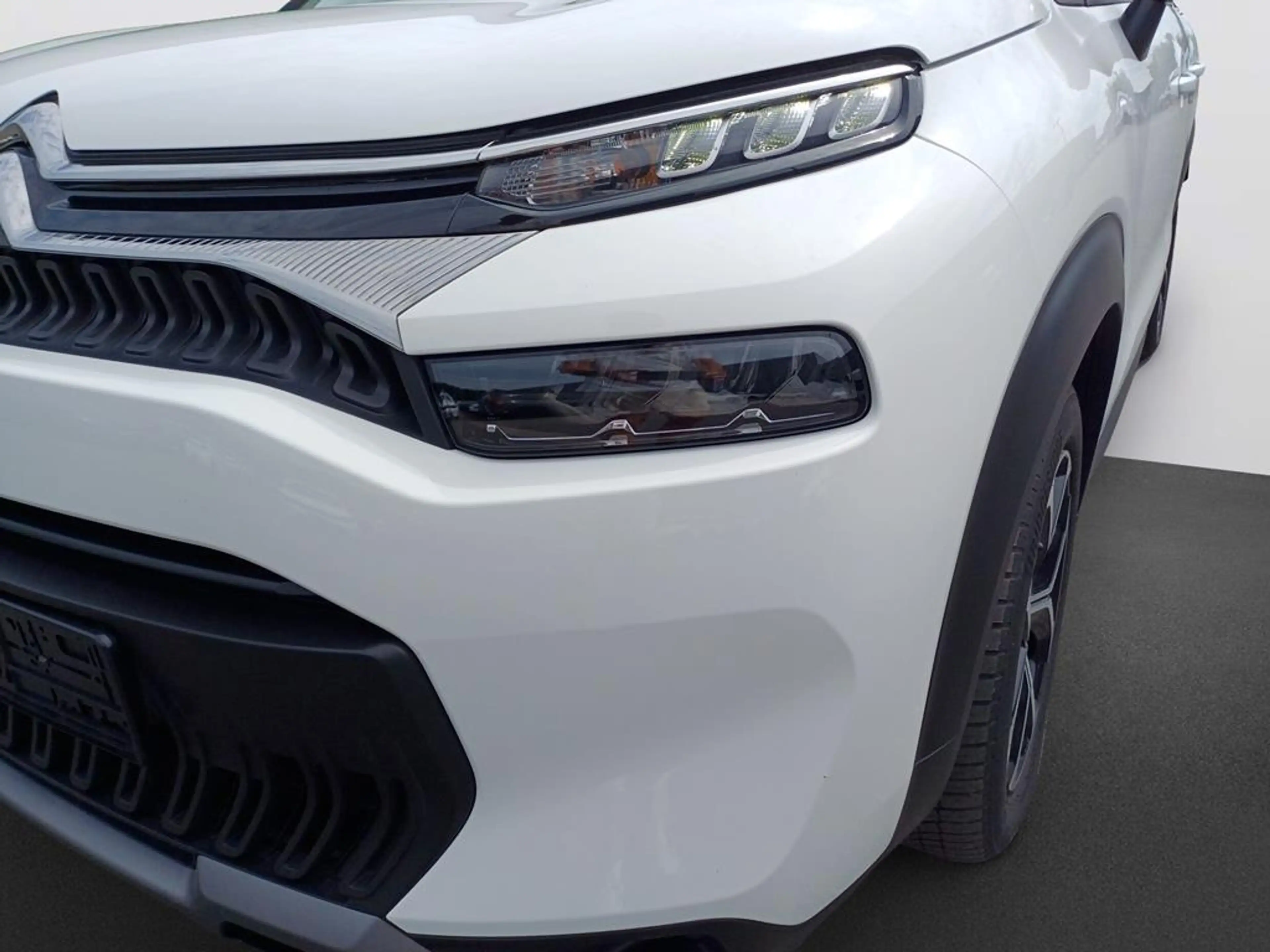 Citroen C3 Aircross PureTech 110 S&S Shine — photo 8