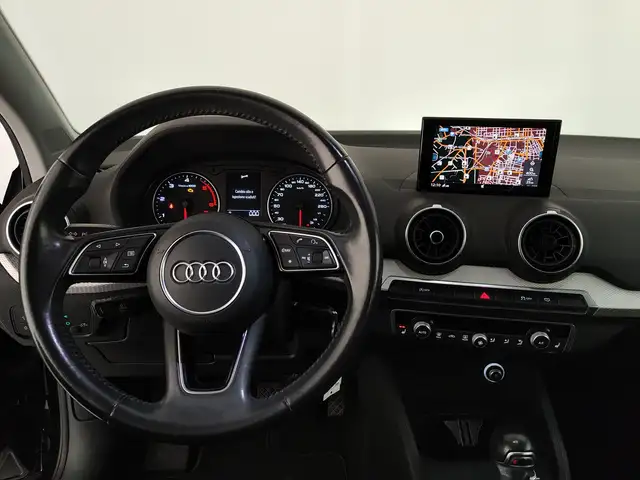 Audi Q2 view 12