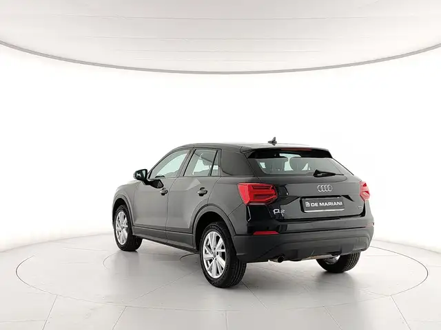 Audi Q2 view 3