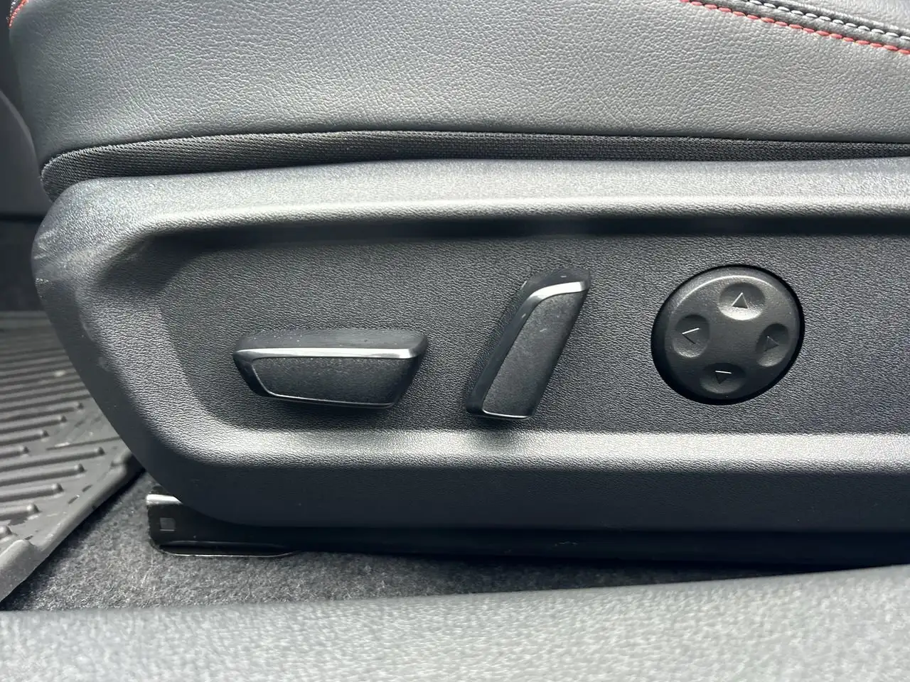 Nissan Sentra снимка Nissan Sentra