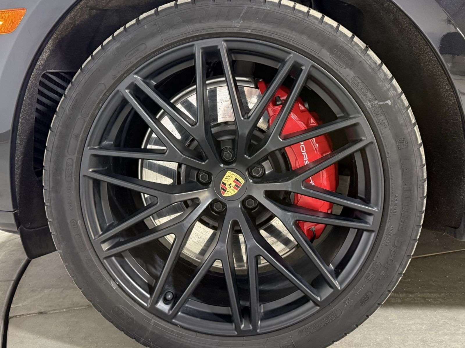 2023 Porsche Macan GTS | GTS Sport Package | Sport Chrono Package | P thumb 29