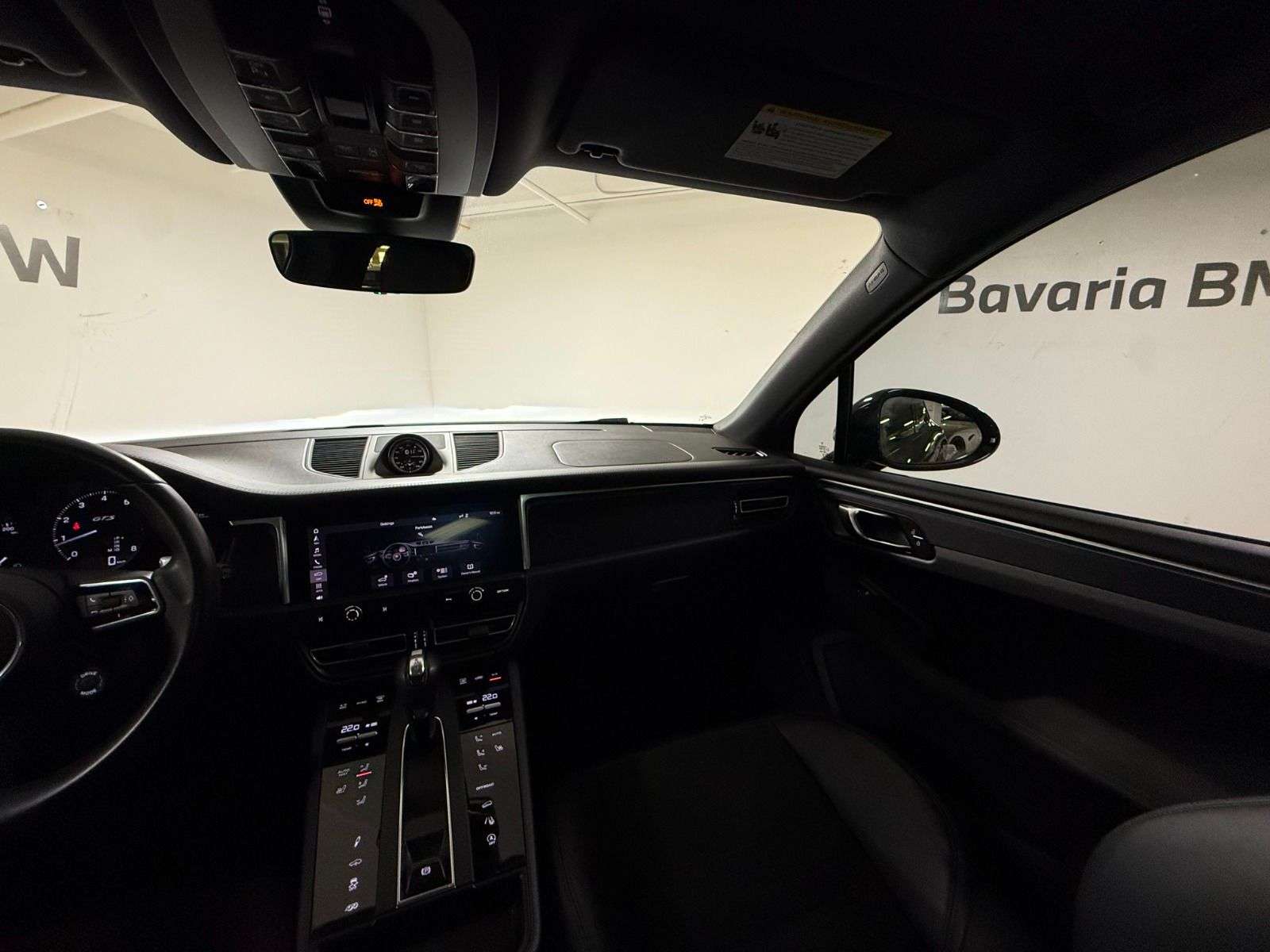 2023 Porsche Macan GTS | GTS Sport Package | Sport Chrono Package | P thumb 23
