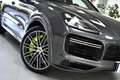 Porsche Cayenne Turbo S E-Hybrid Coupé Aut. Gris - thumbnail 3