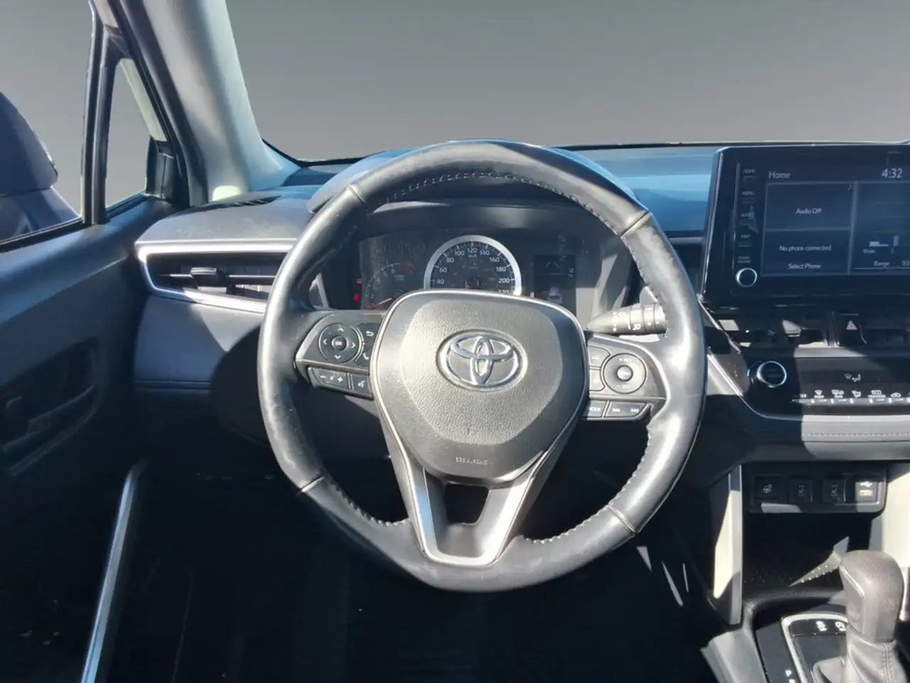 Toyota Corolla Cross снимка Toyota Corolla Cross