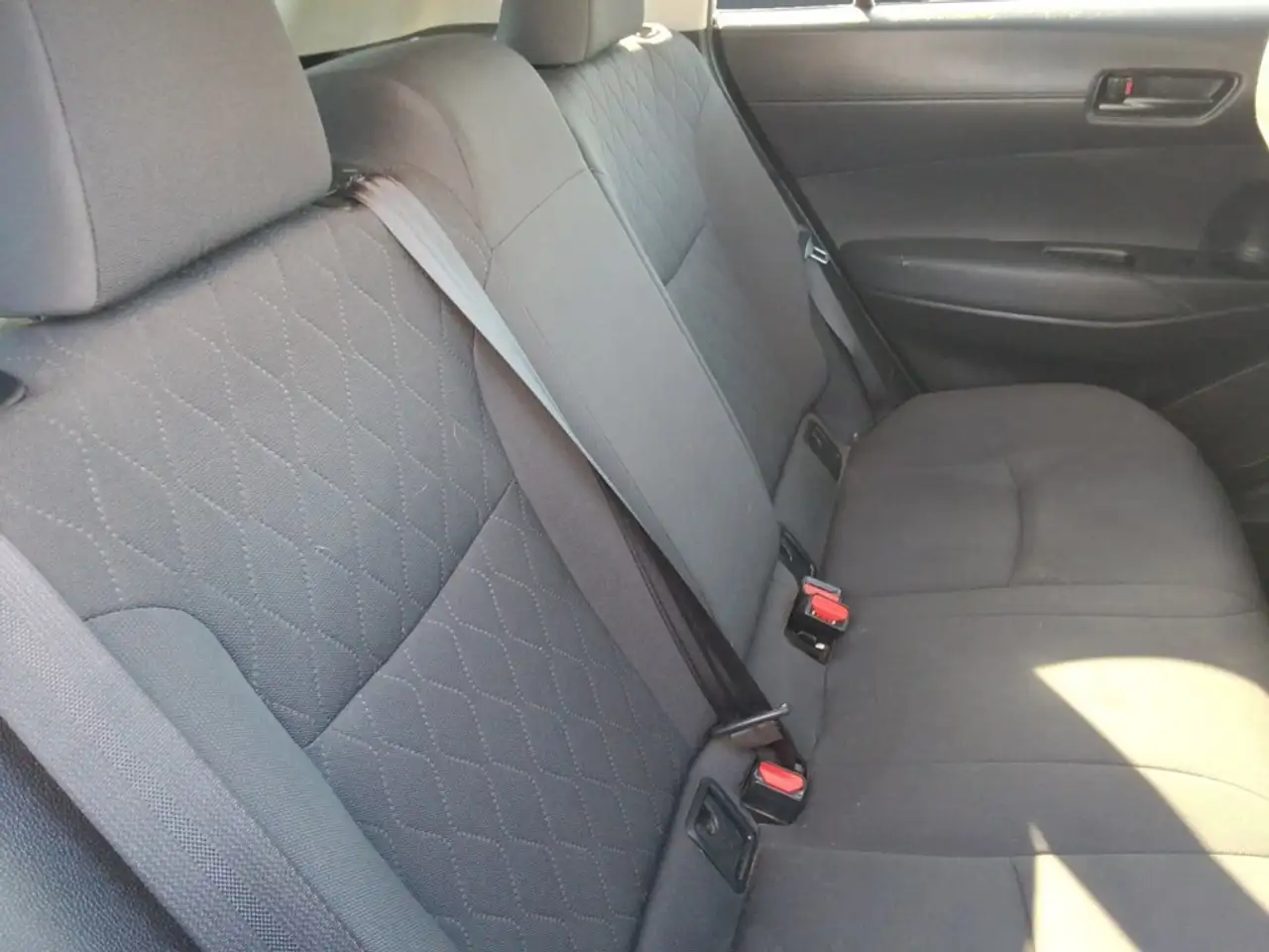 Toyota Corolla Cross снимка Toyota Corolla Cross