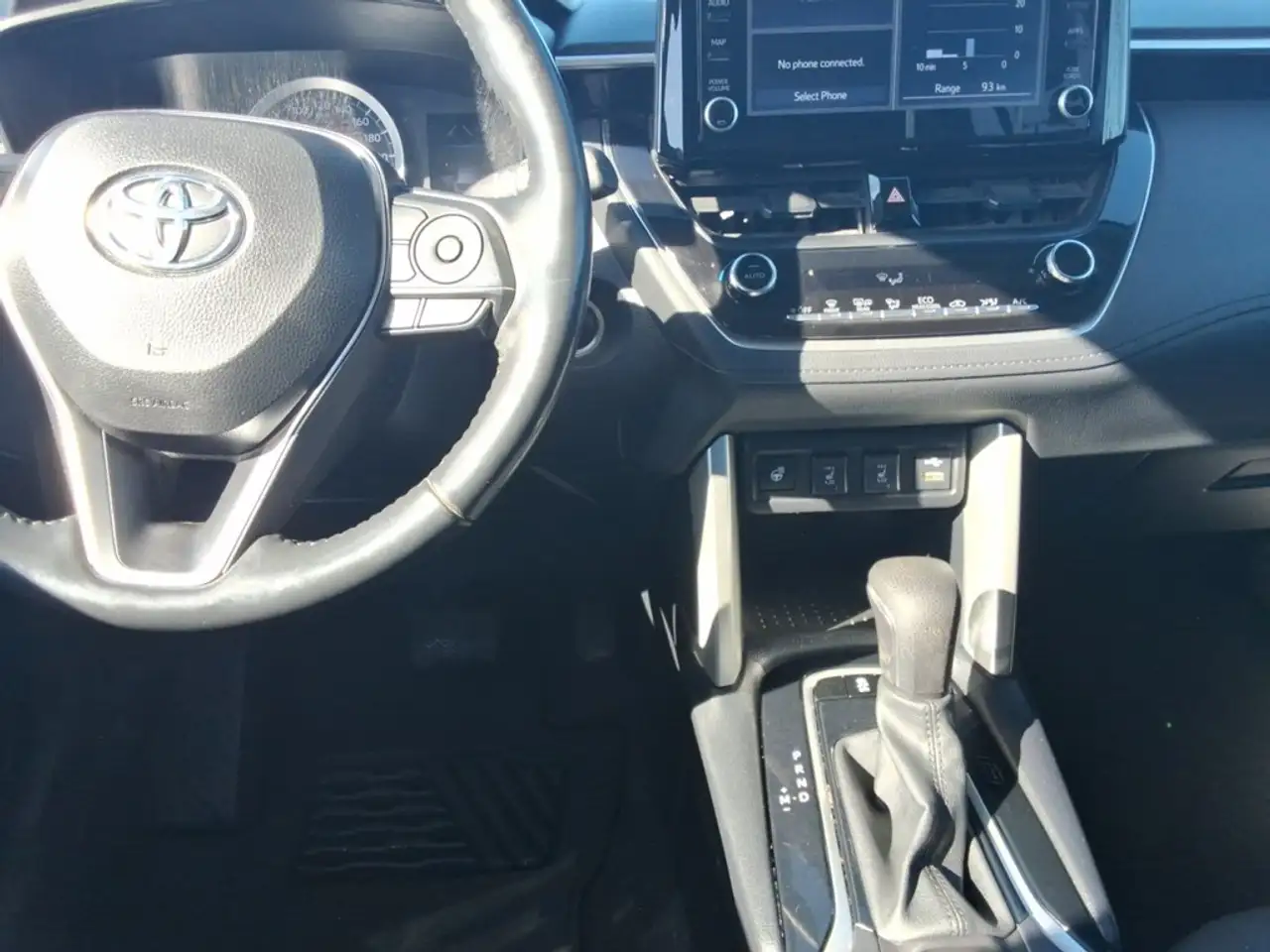 Toyota Corolla Cross снимка Toyota Corolla Cross