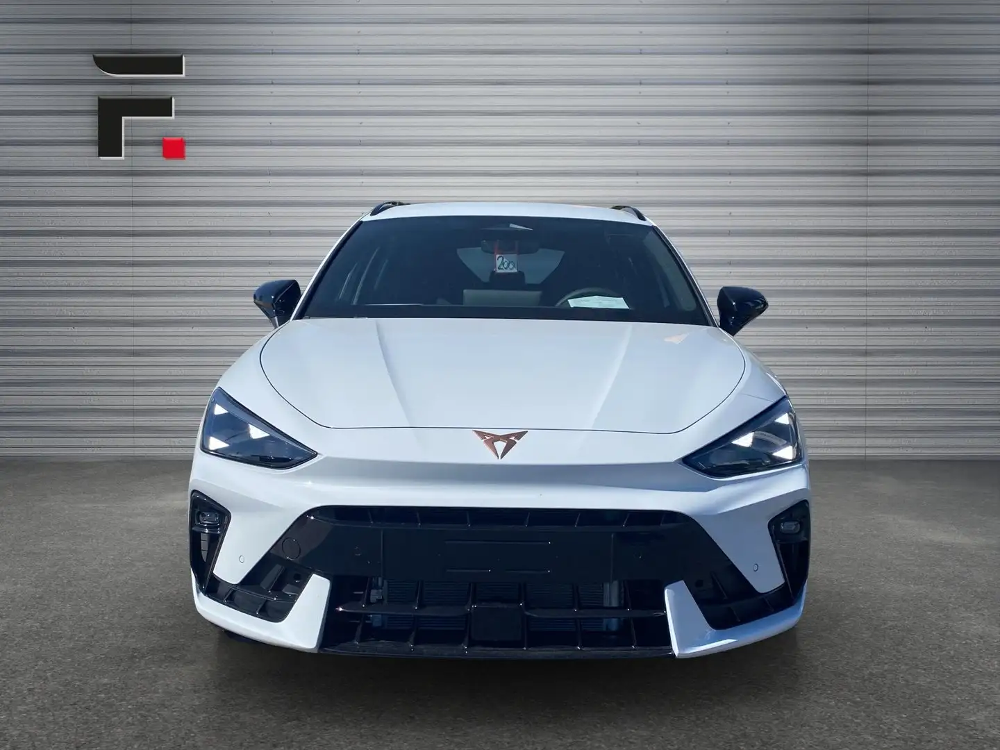 CUPRA Leon 1.5 eTSI DSG Weiß - 2